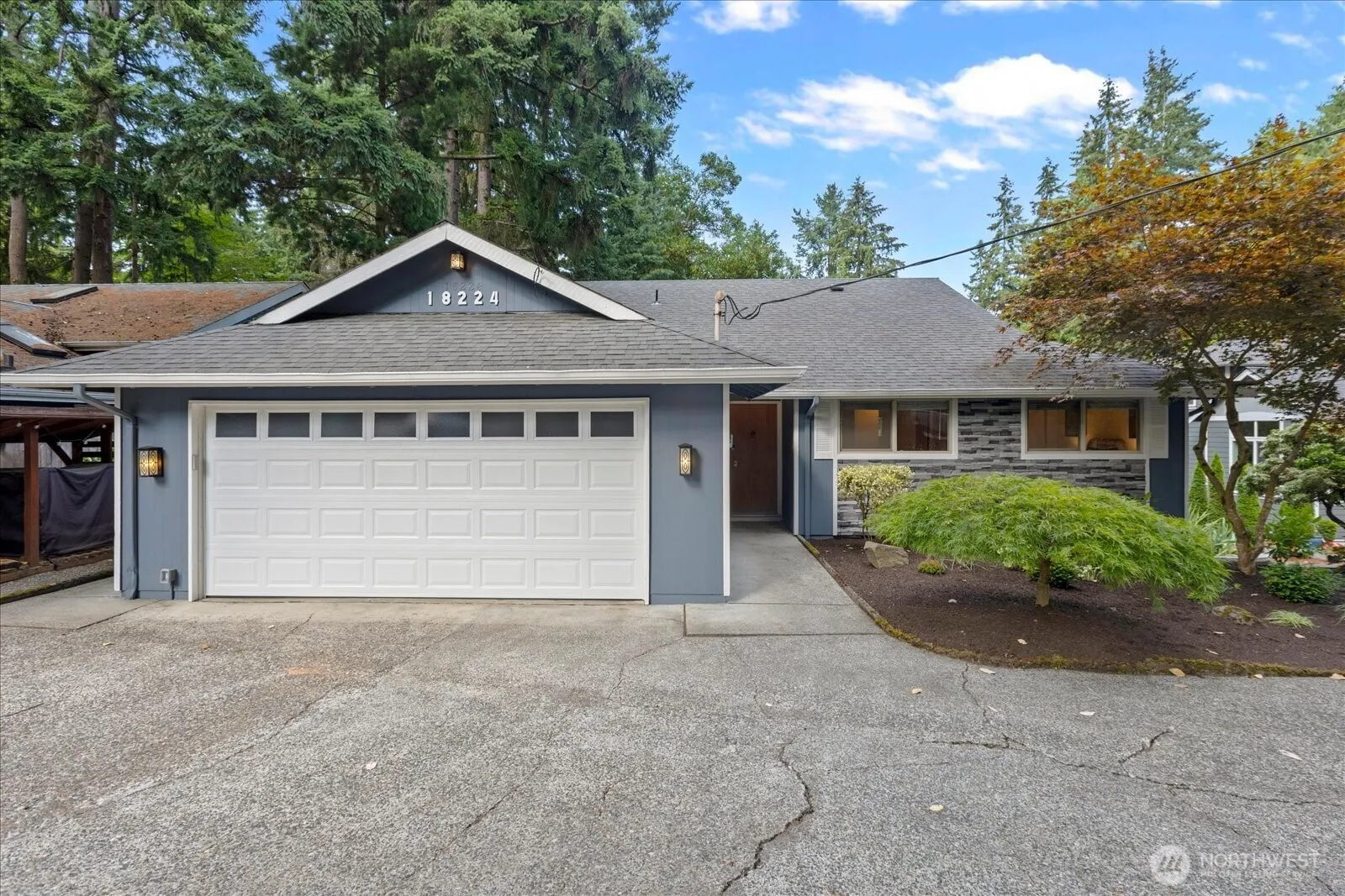 Property photo for 18224 24th Avenue Ne, Shoreline photo 5