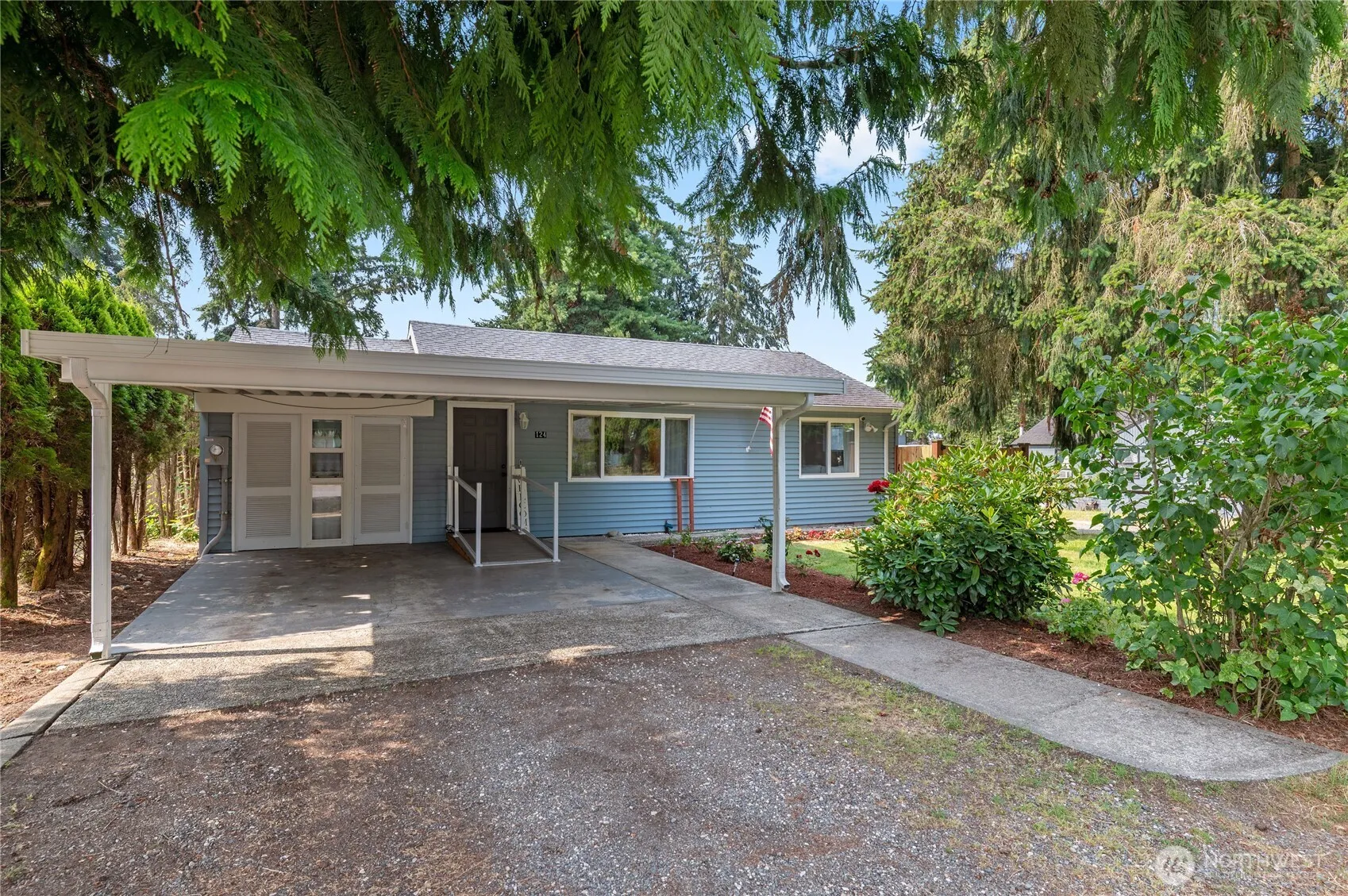 Property photo for 124 Tule Lake Road E, Tacoma photo 2