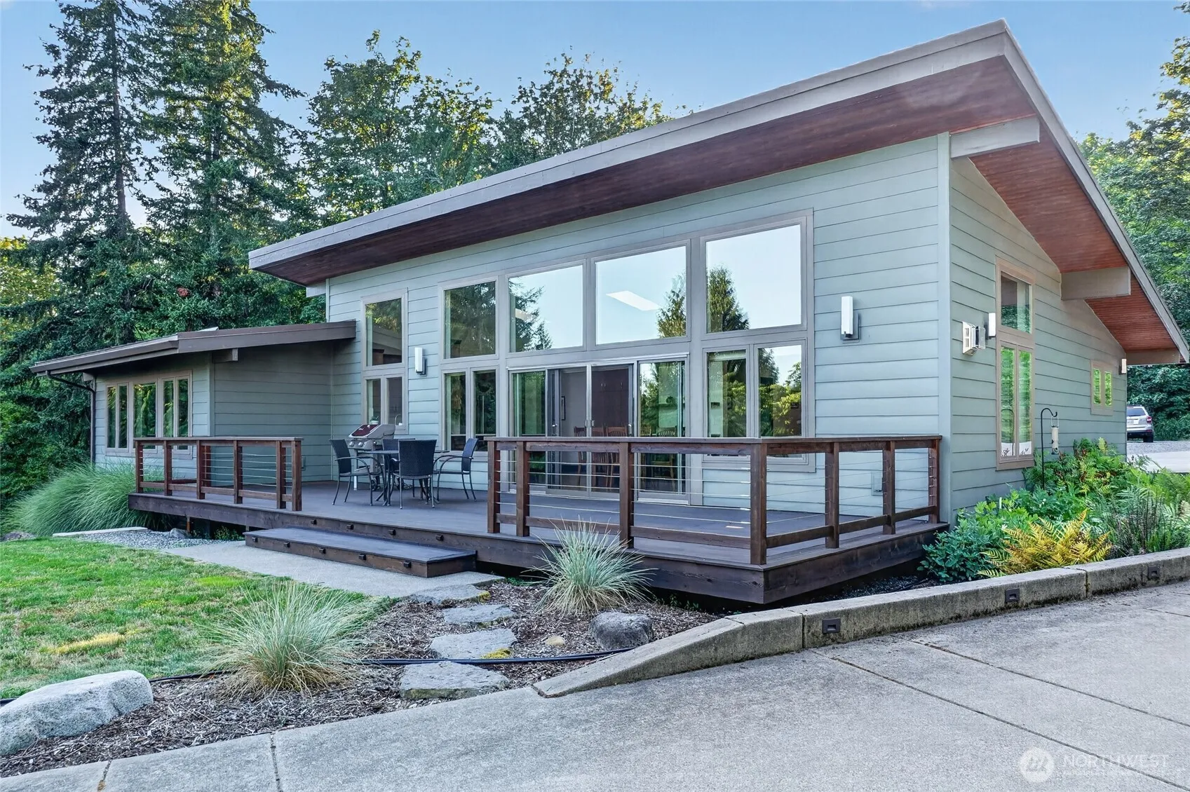 Property photo for 3143 Edgewood Lane, Bellingham