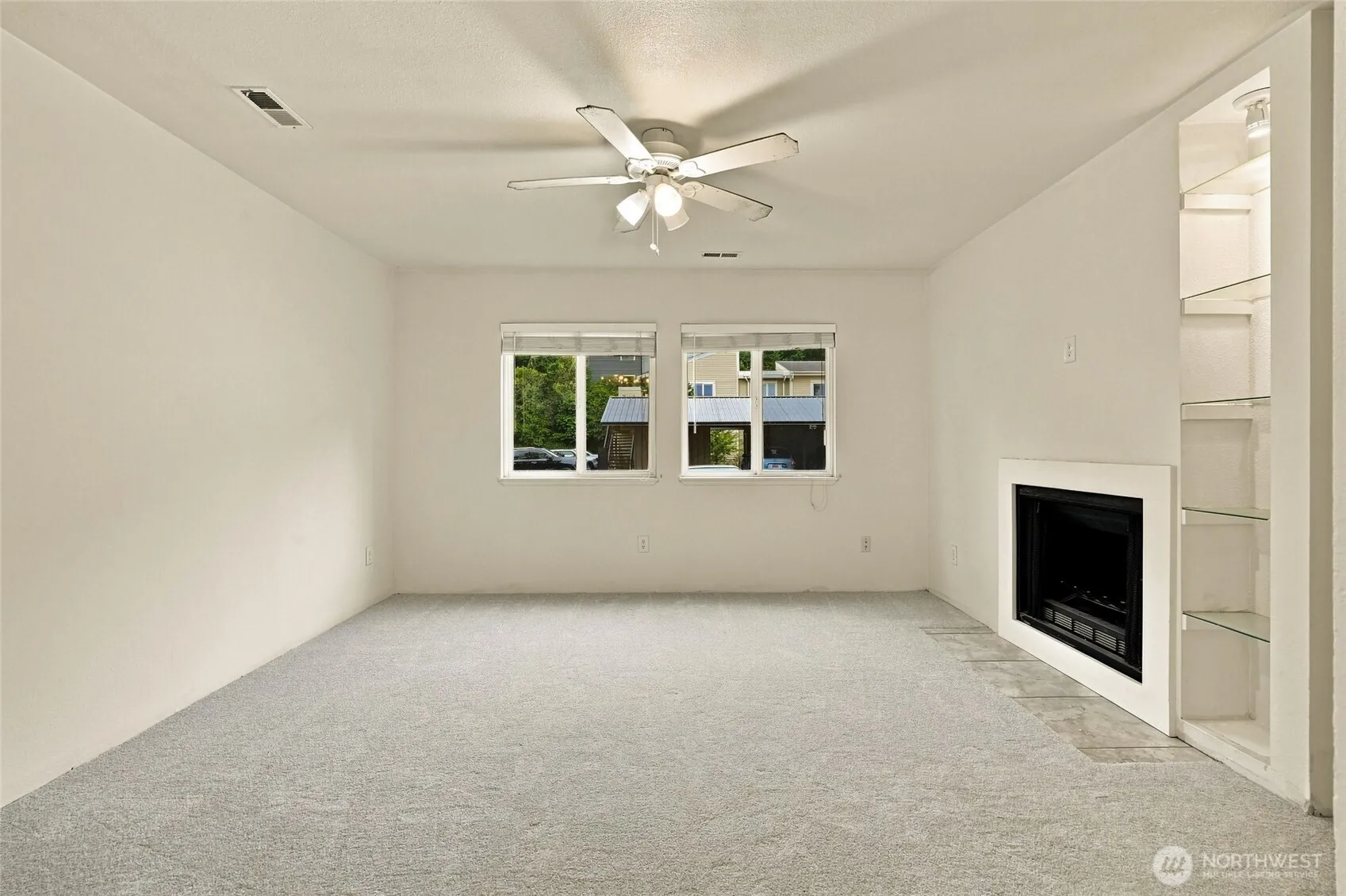 Property photo for 12712 Ne 120th Street #g5, Kirkland photo 4