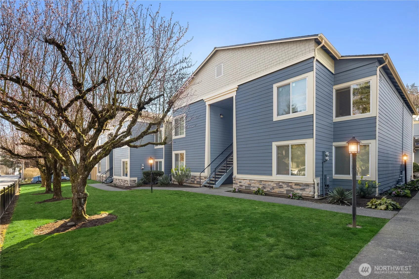 Property photo for 11901 93rd Avenue Ne #b205, Kirkland