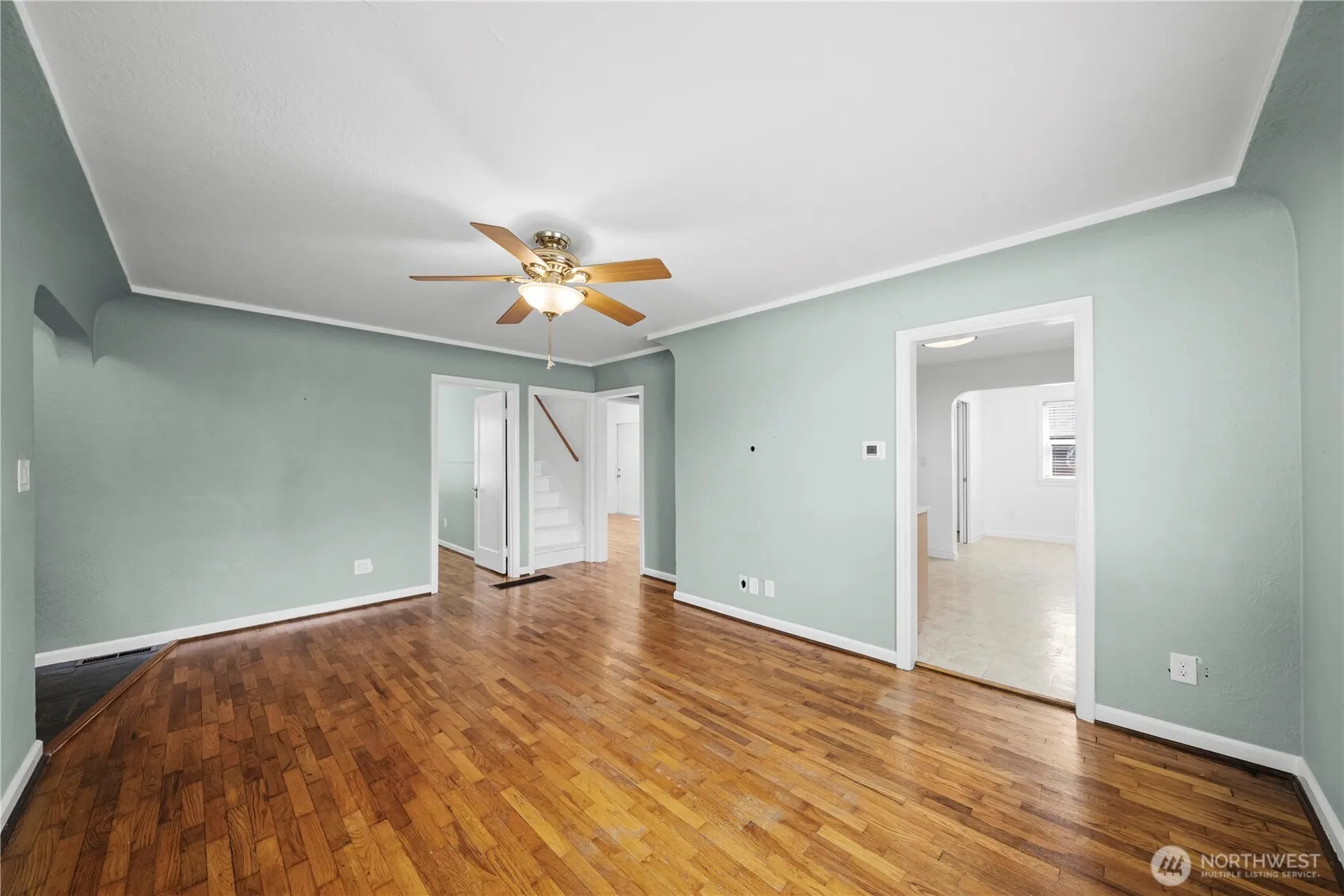 Property photo for 118 E 65th Street, Tacoma photo 5