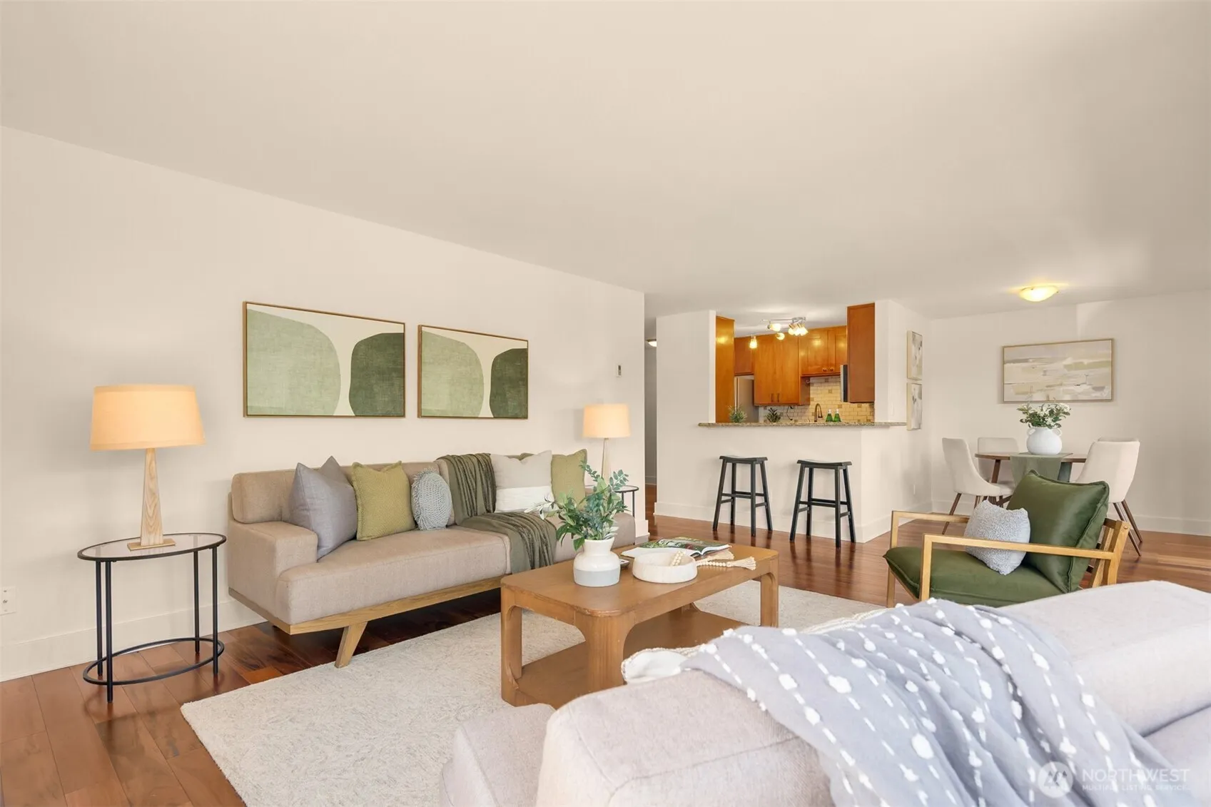 Property photo for 1717 5th Avenue N #101, Seattle photo 5