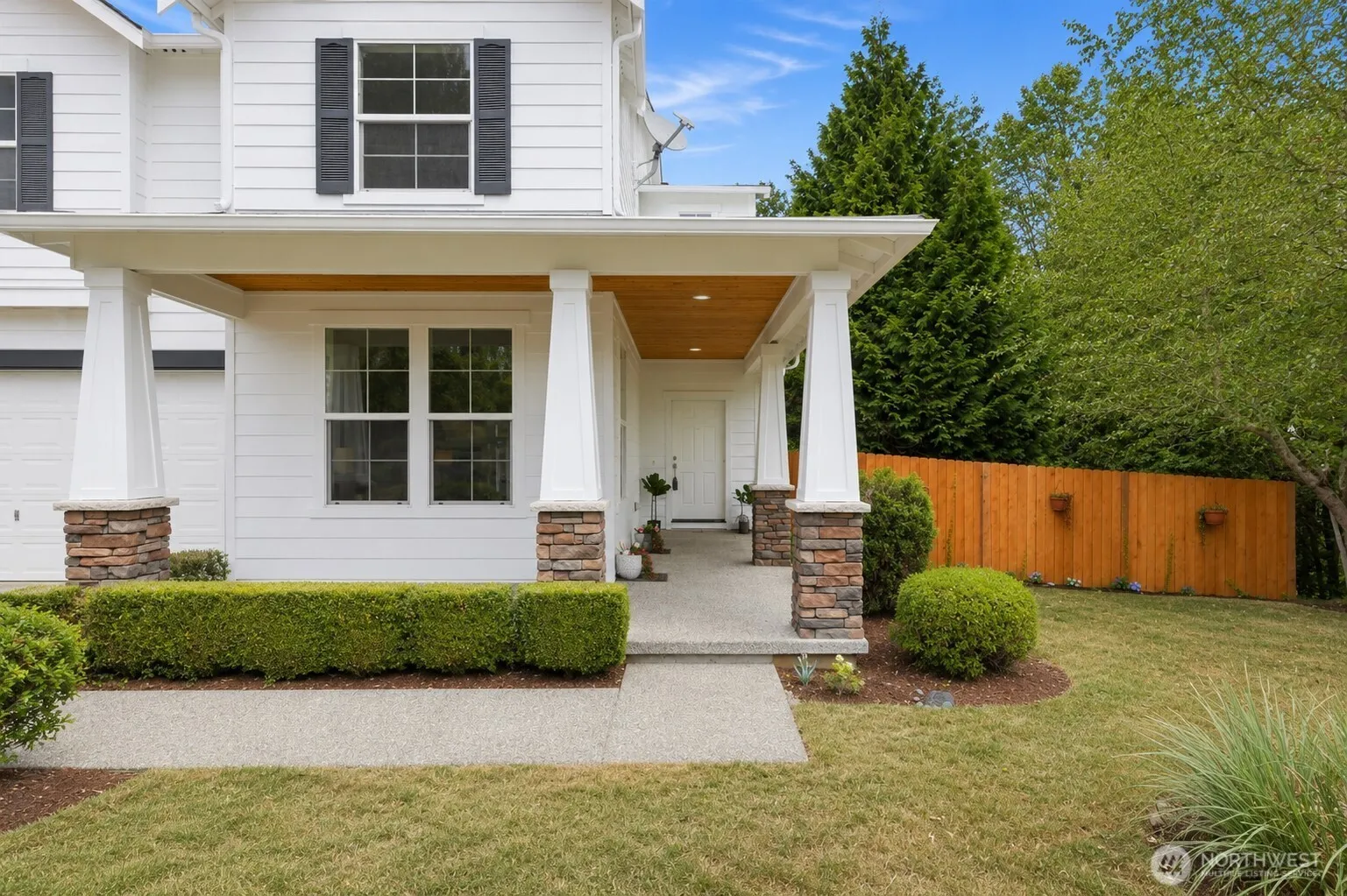 Property photo for 252 245th Place Ne, Sammamish photo 2