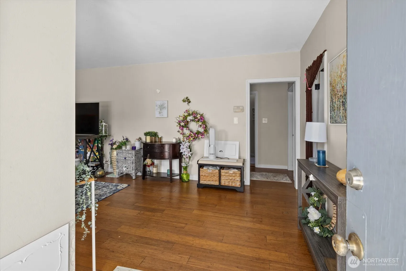 Property photo for 5025 Wilmington Avenue, Everett photo 2