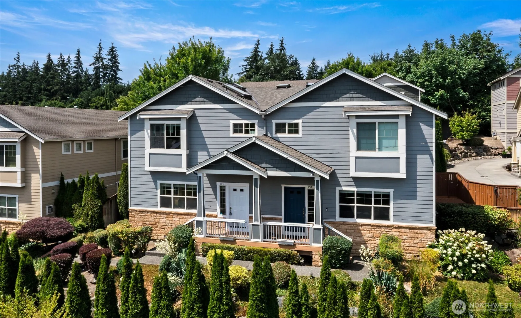 Property photo for 9541 Slater Ave Ne, Kirkland