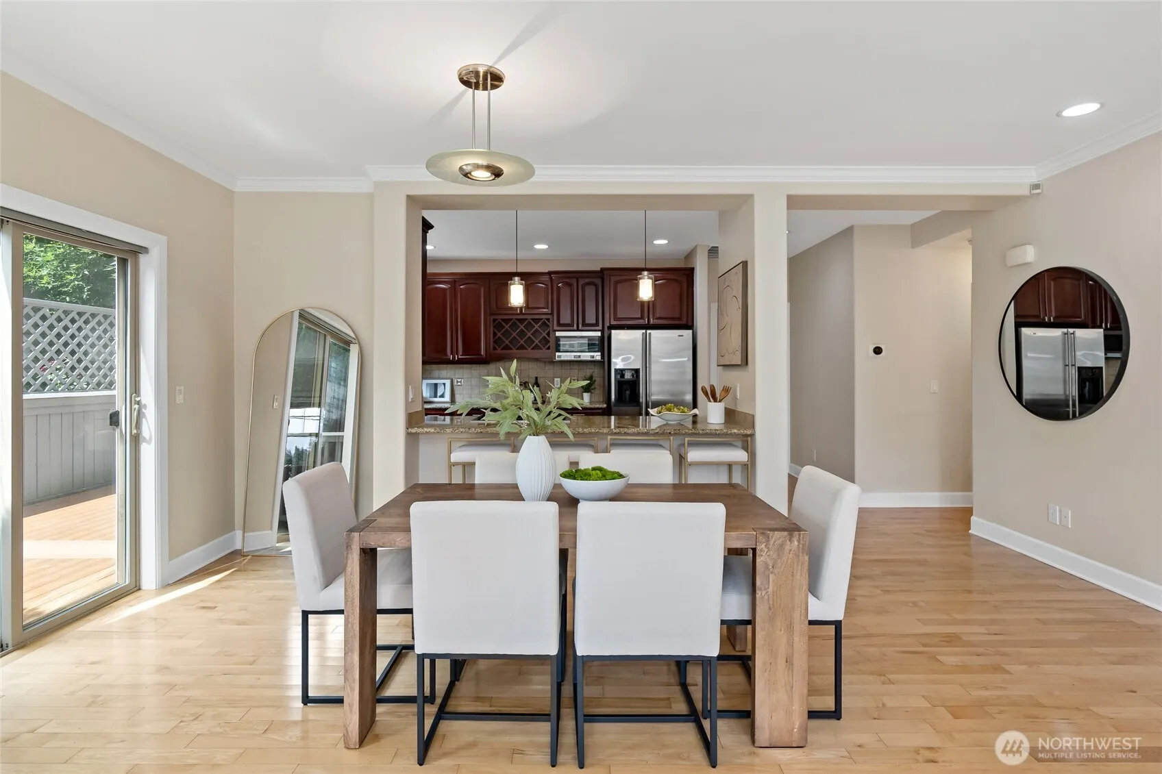 Property photo for 9541 Slater Ave Ne, Kirkland photo 5