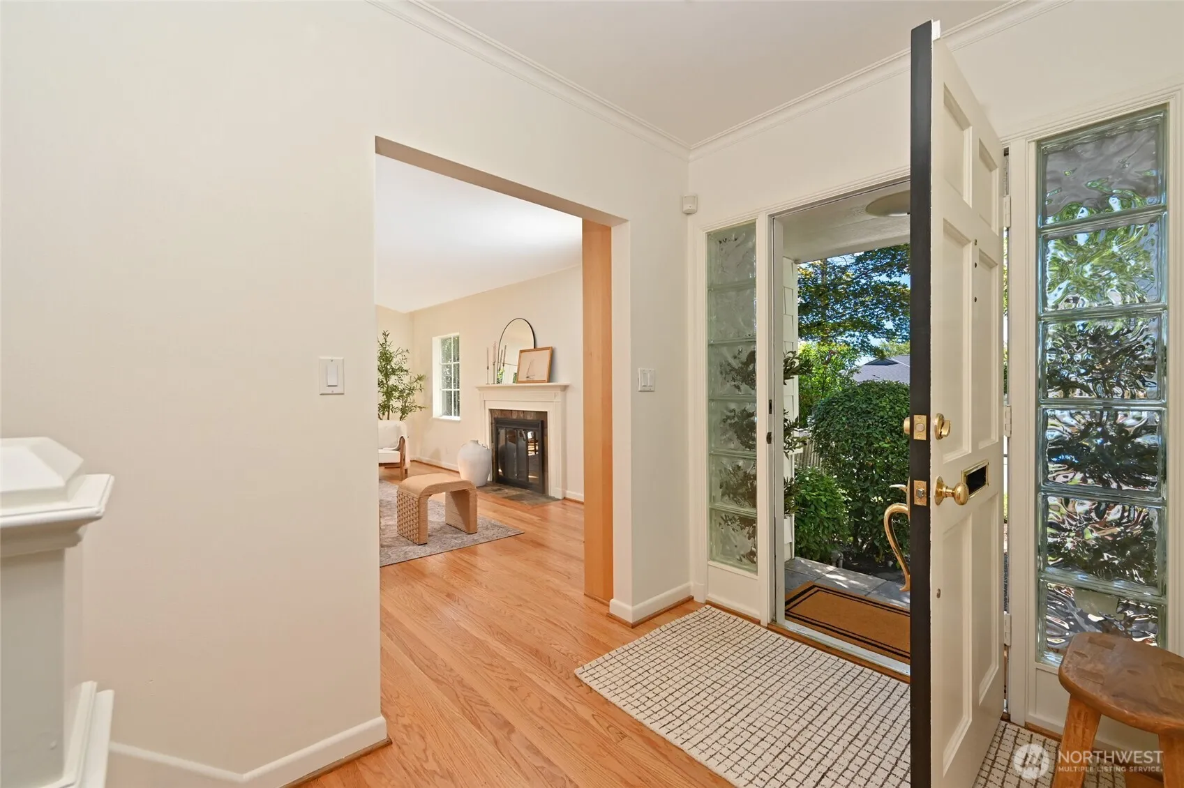 Property photo for 4902 Ne 70th Street, Seattle photo 4