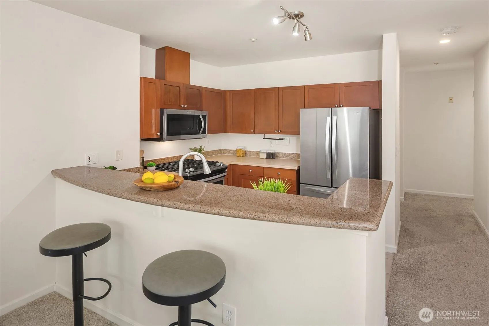 Property photo for 1000 Aurora Avenue N #311, Seattle photo 4