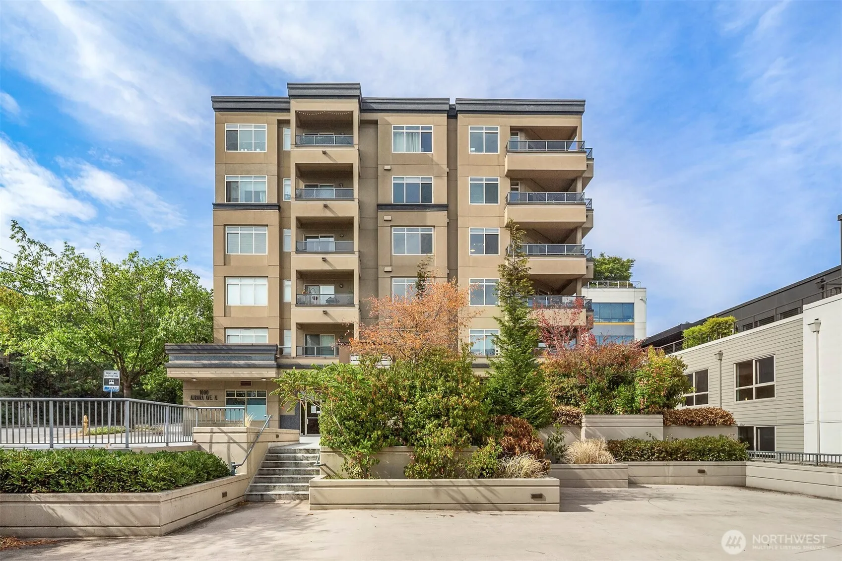 Property photo for 1000 Aurora Avenue N #311, Seattle