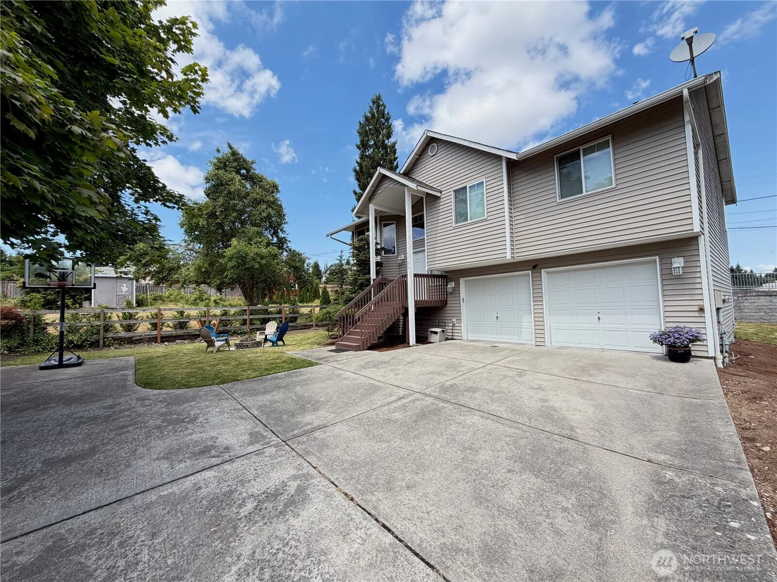Property photo for 1709 Silver Lake Road, Everett photo 4
