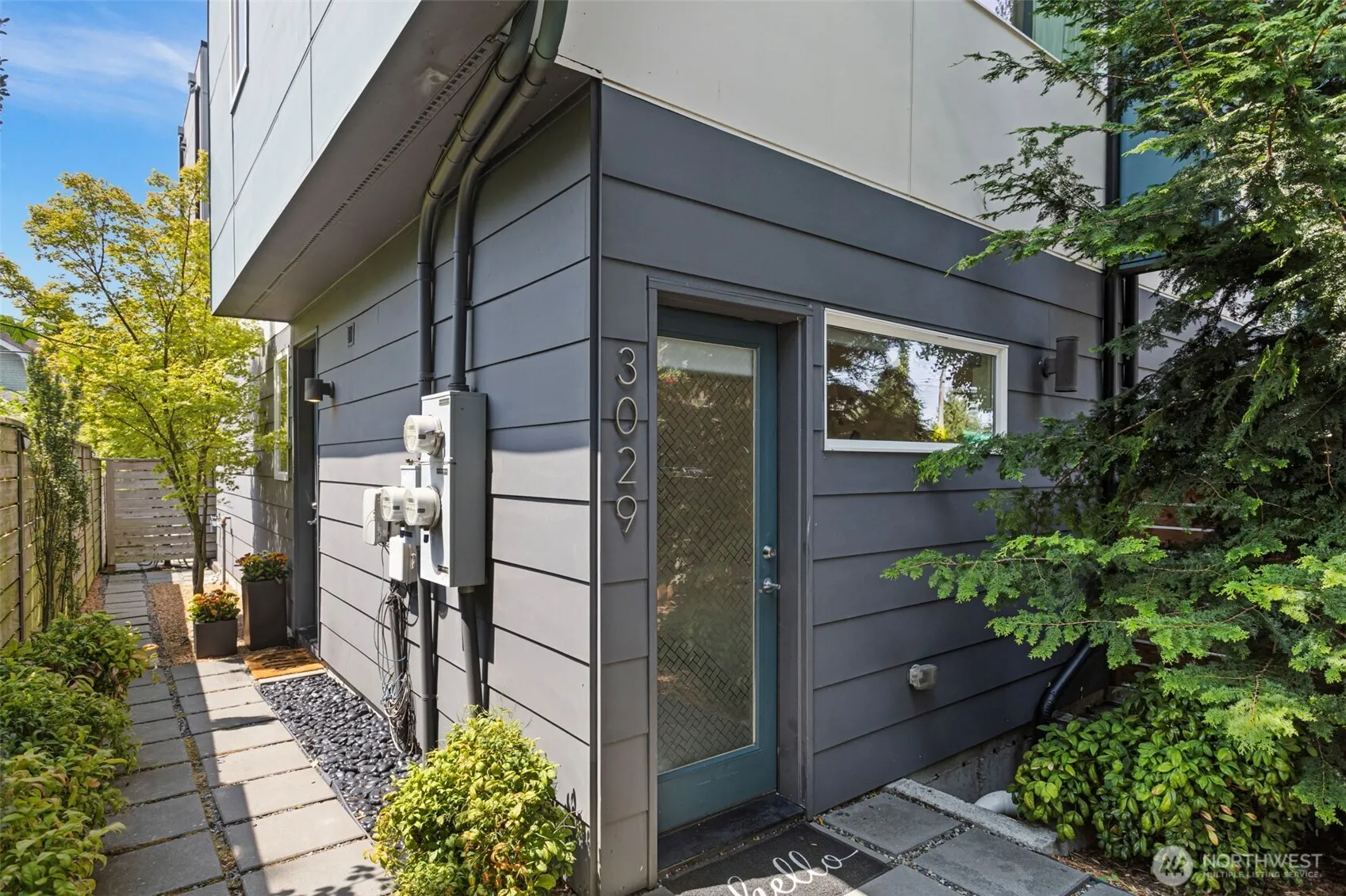 Property photo for 3029 Beacon Avenue S, Seattle photo 2