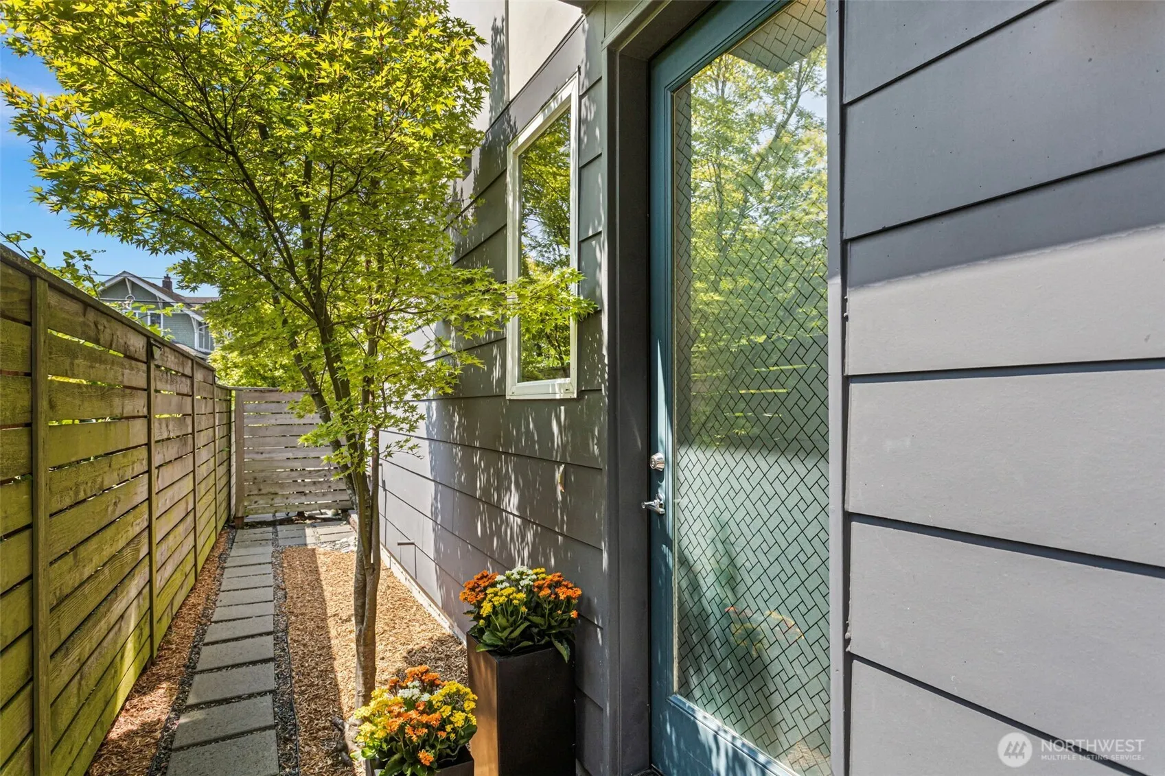 Property photo for 3029 Beacon Avenue S, Seattle photo 4