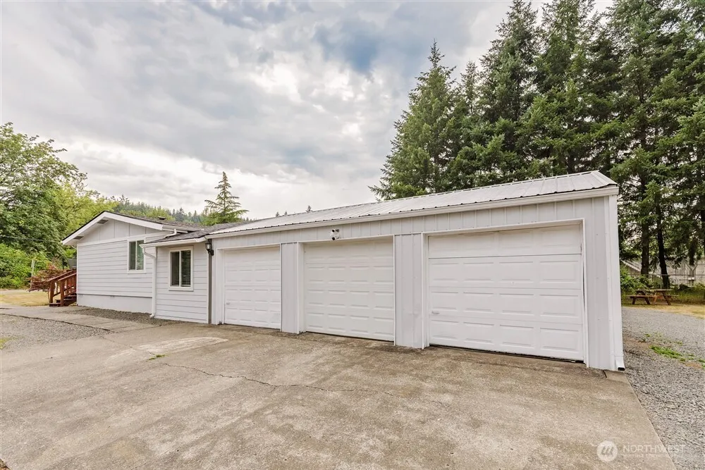 Property photo for 1300 Sw Mayer Avenue, Winlock photo 4