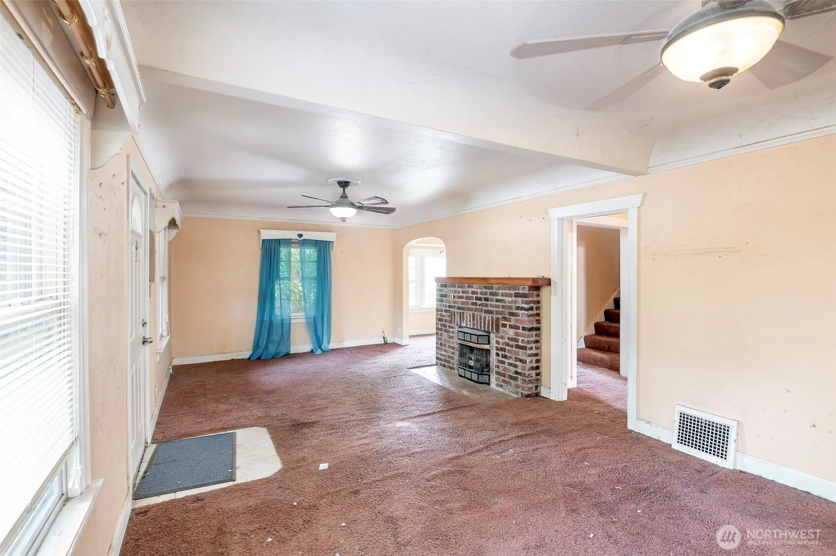 Property photo for 6122 Fawcett Avenue, Tacoma photo 3