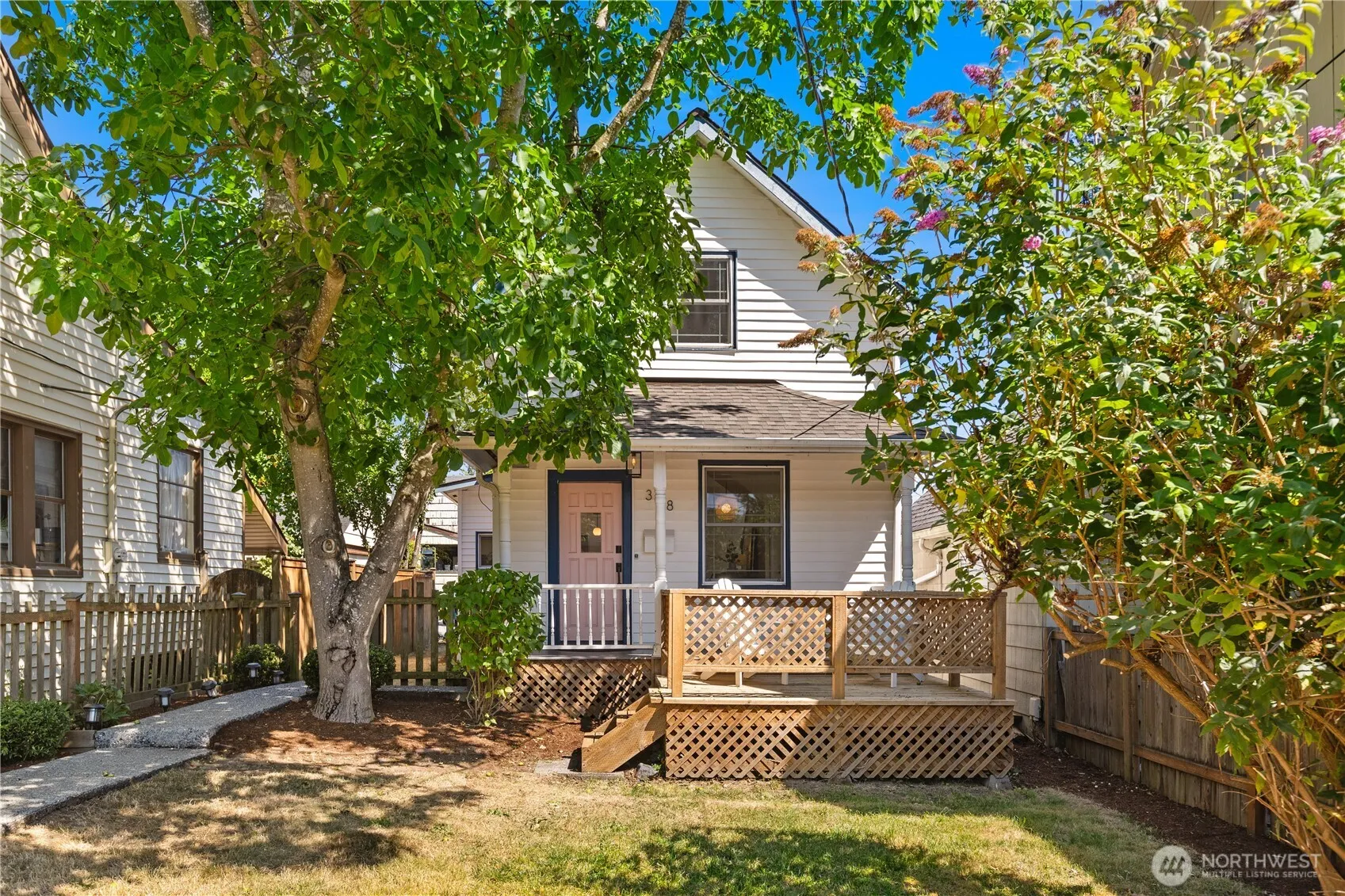 Property photo for 318 N 71st Street, Seattle