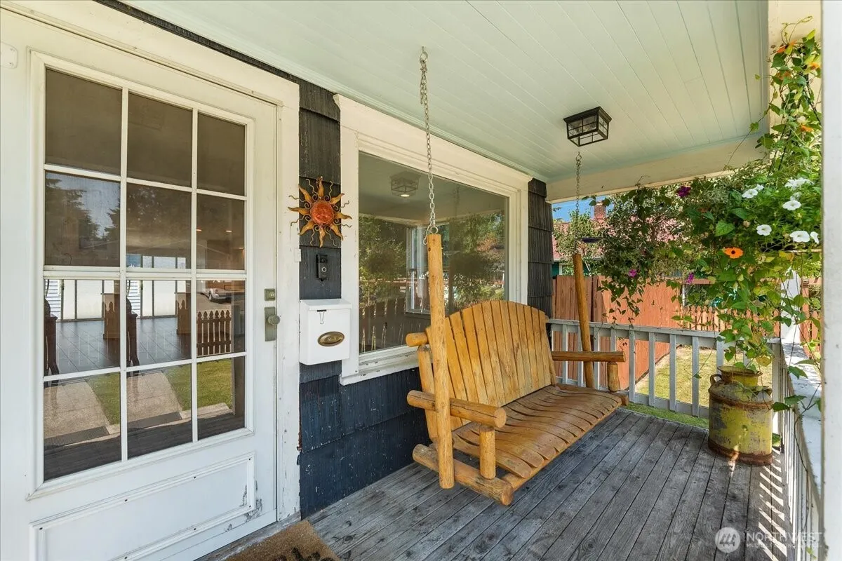 Property photo for 6408 S Alder Street, Tacoma photo 4