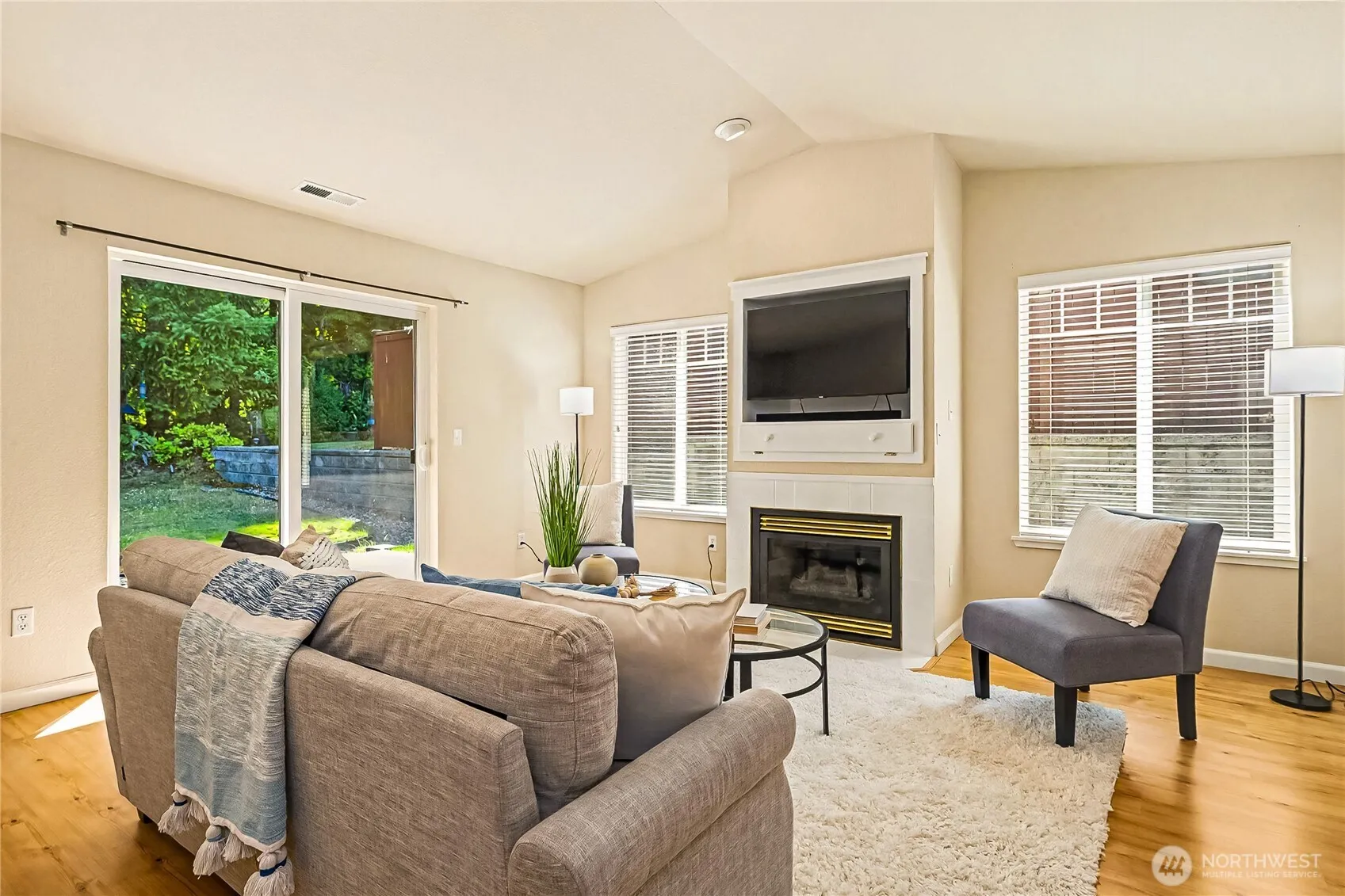 Property photo for 3614 Simmons Mill Court Sw #b, Tumwater photo 4