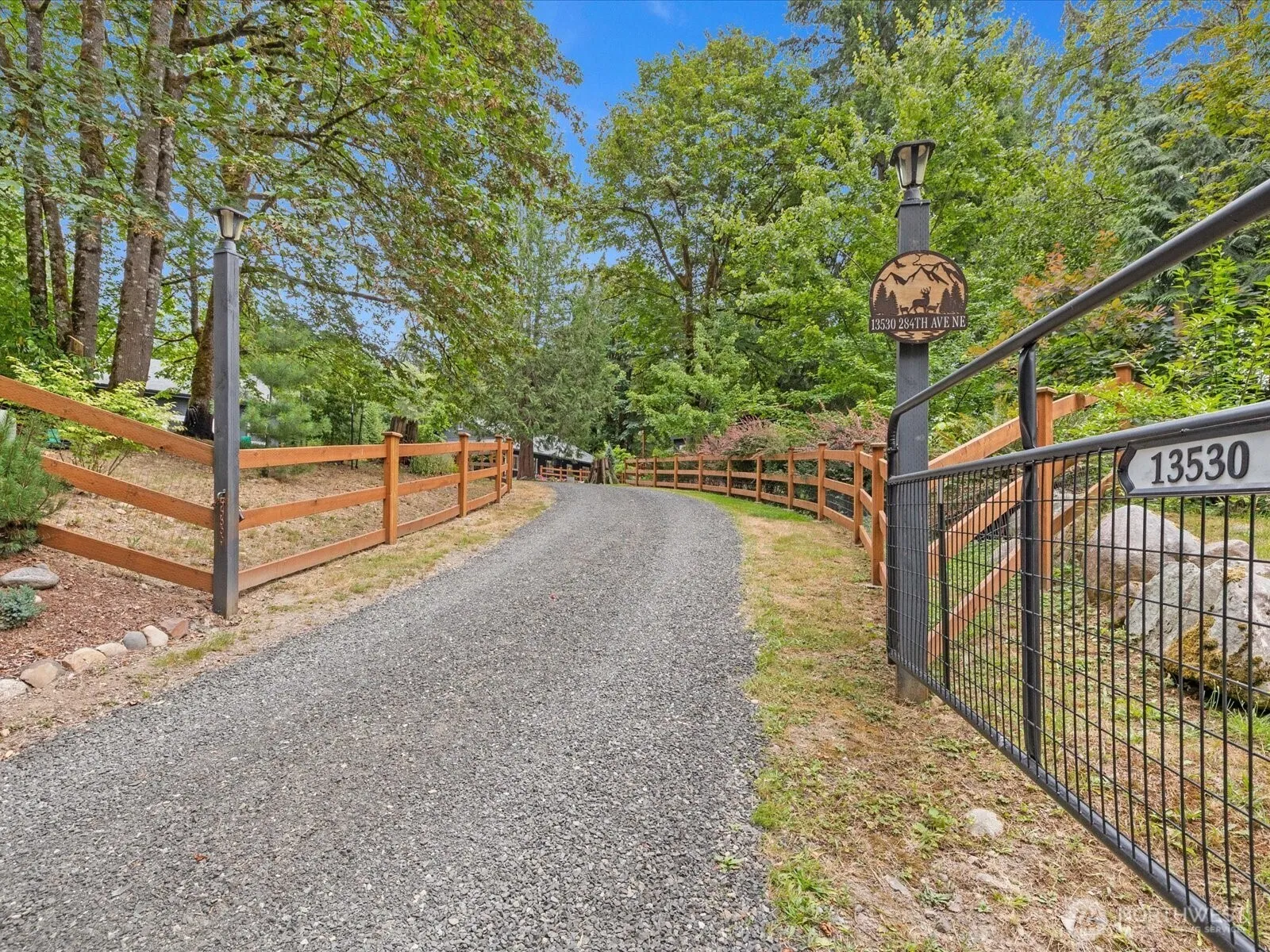 Property photo for 13530 284th Avenue Ne, Duvall photo 2
