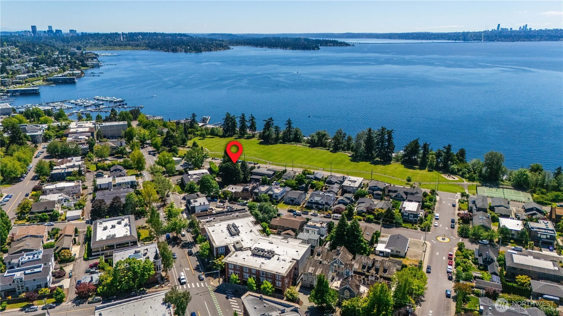 Property photo for 122 Waverly Way, Kirkland photo 2
