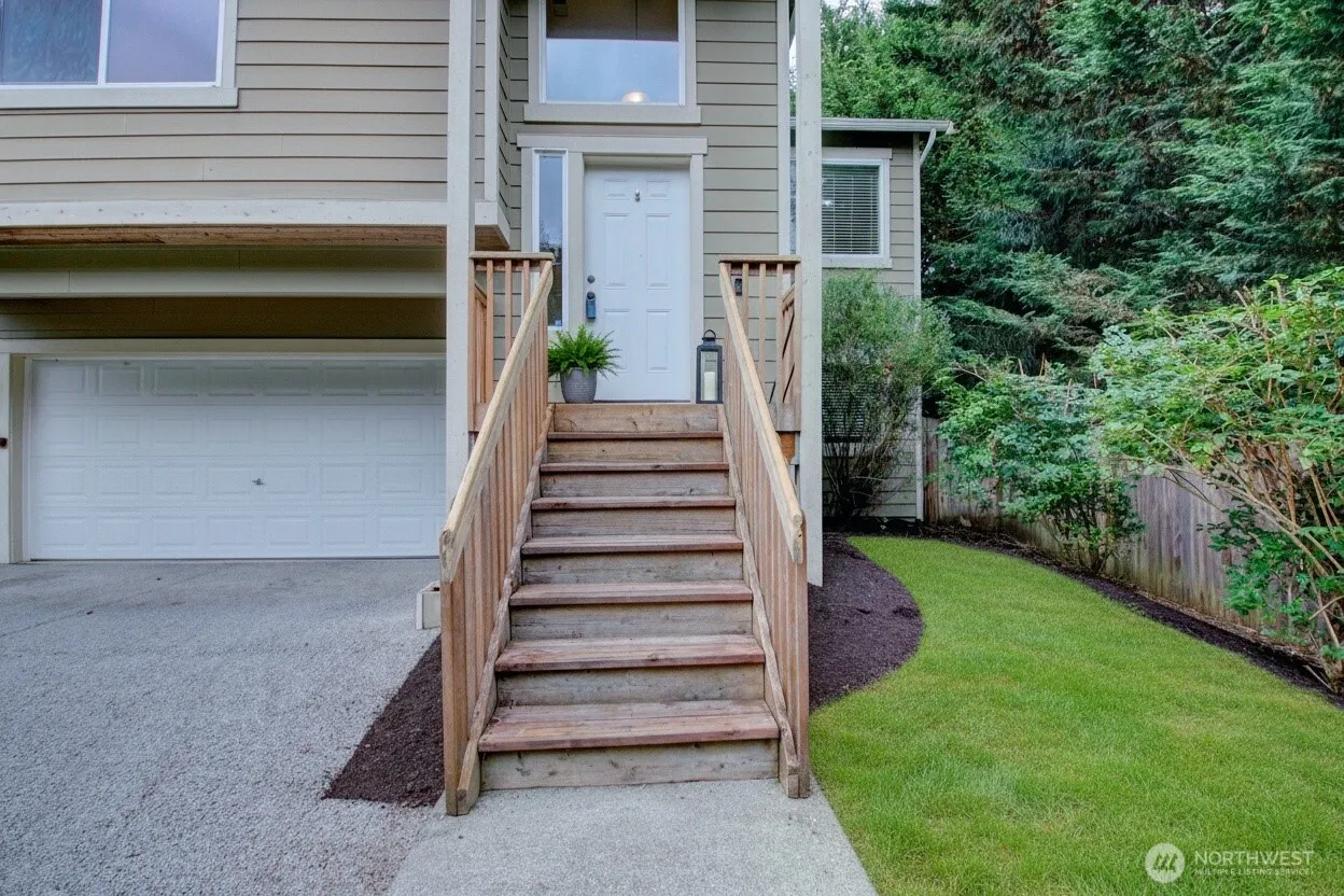 Property photo for 2327 107th Avenue Se, Lake Stevens