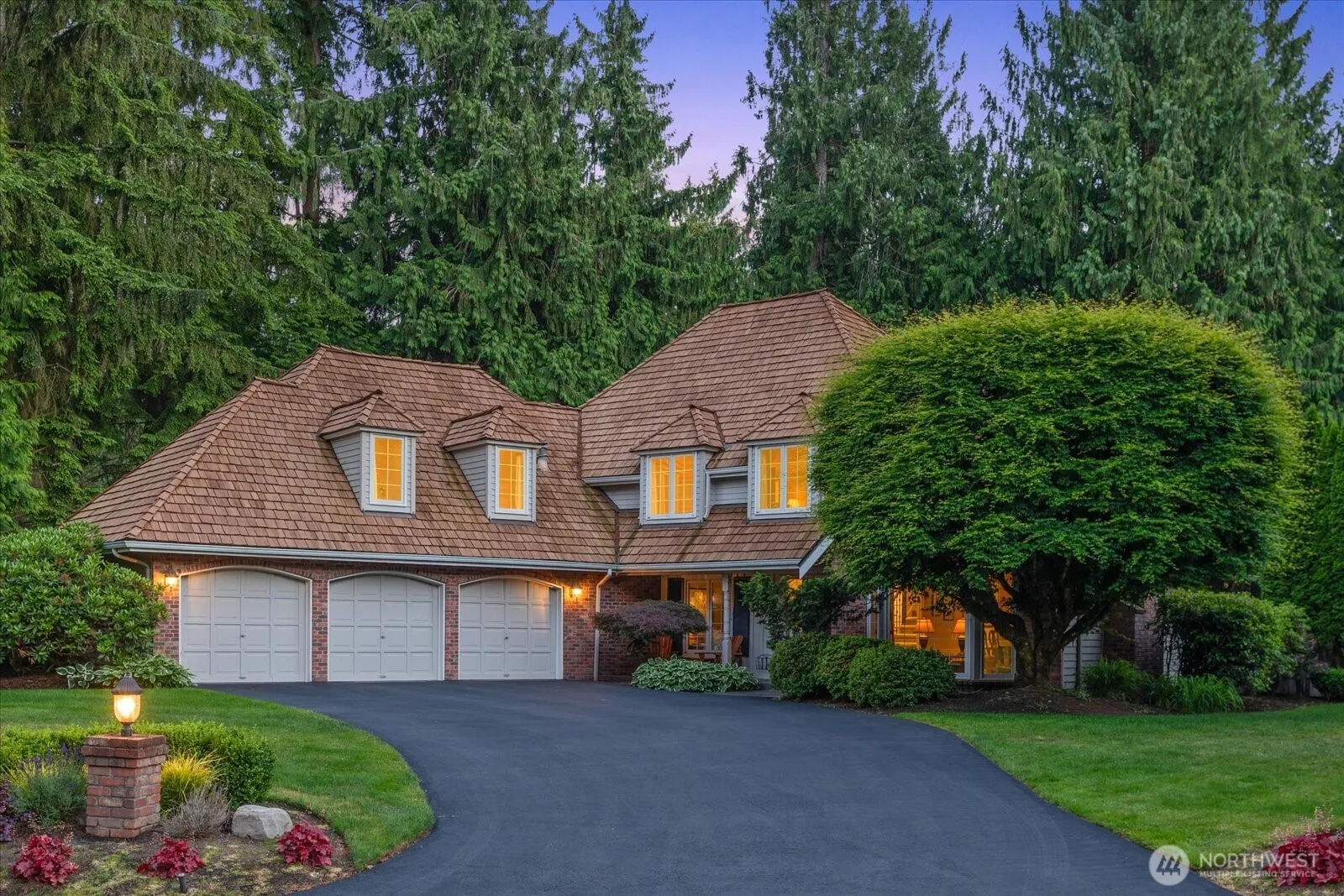 Property photo for 6807 214th Avenue Ne, Redmond