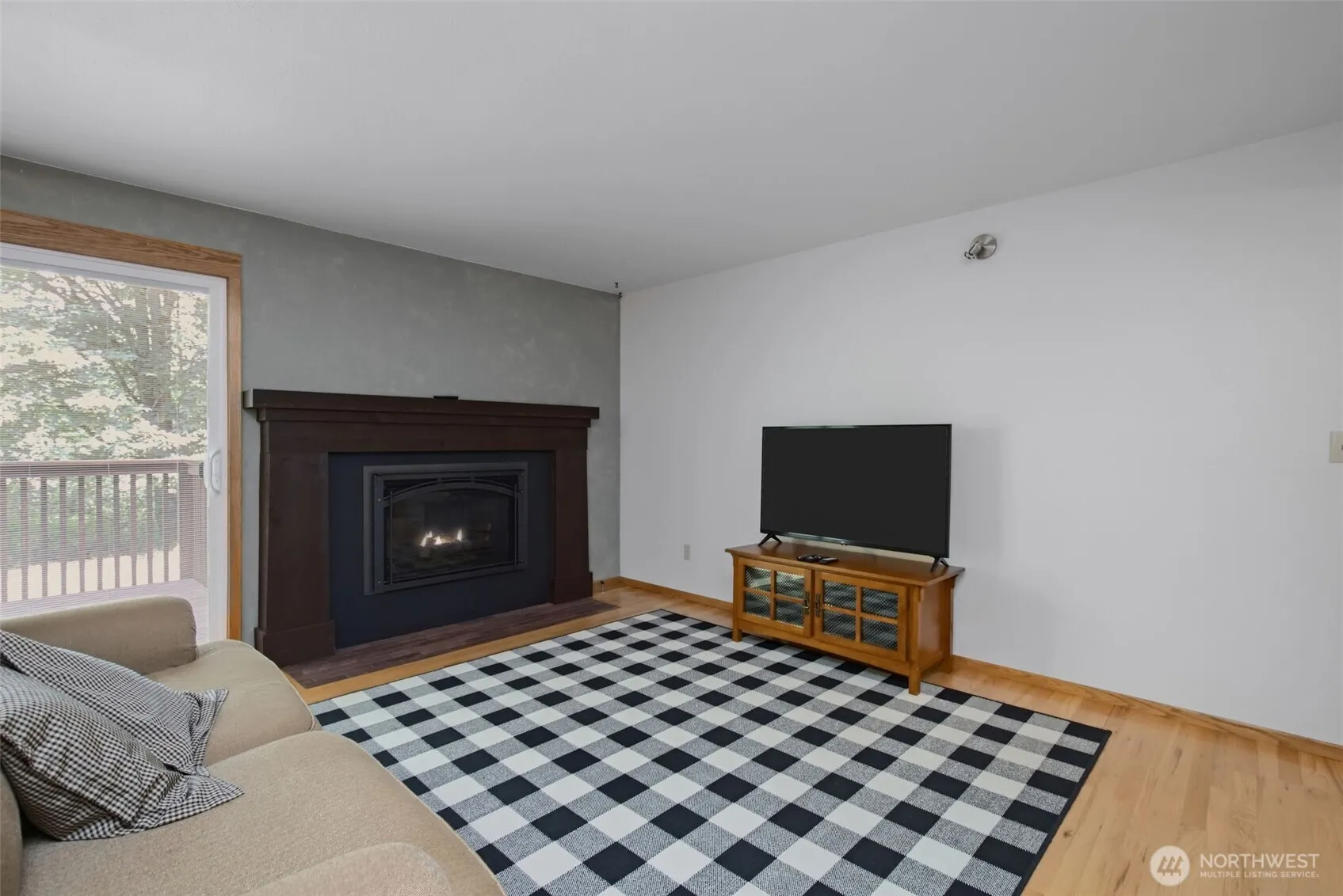 Property photo for 21434 Se 16th Place, Sammamish photo 5