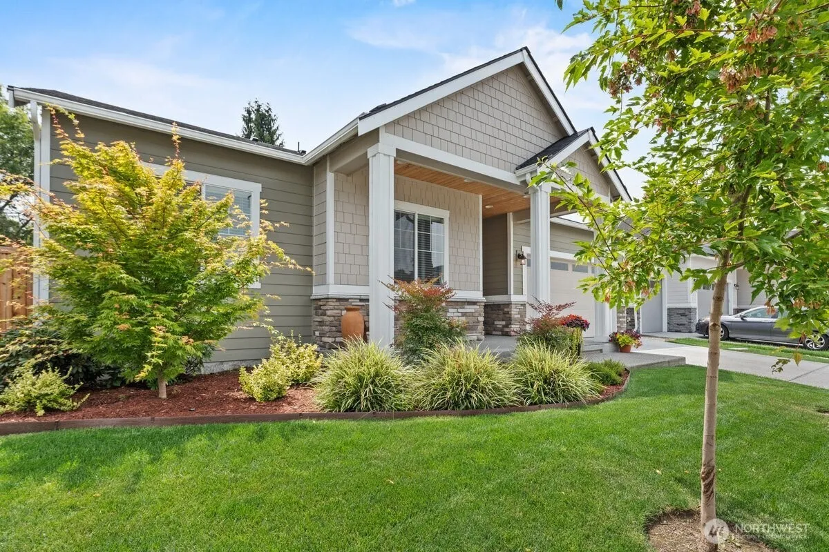 Property photo for 11810 63rd Street Ct E, Puyallup photo 2