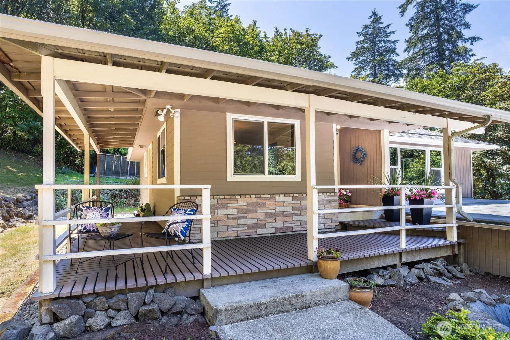 Property photo for 2388 Anderson Hill Rd Sw, Port Orchard photo 3