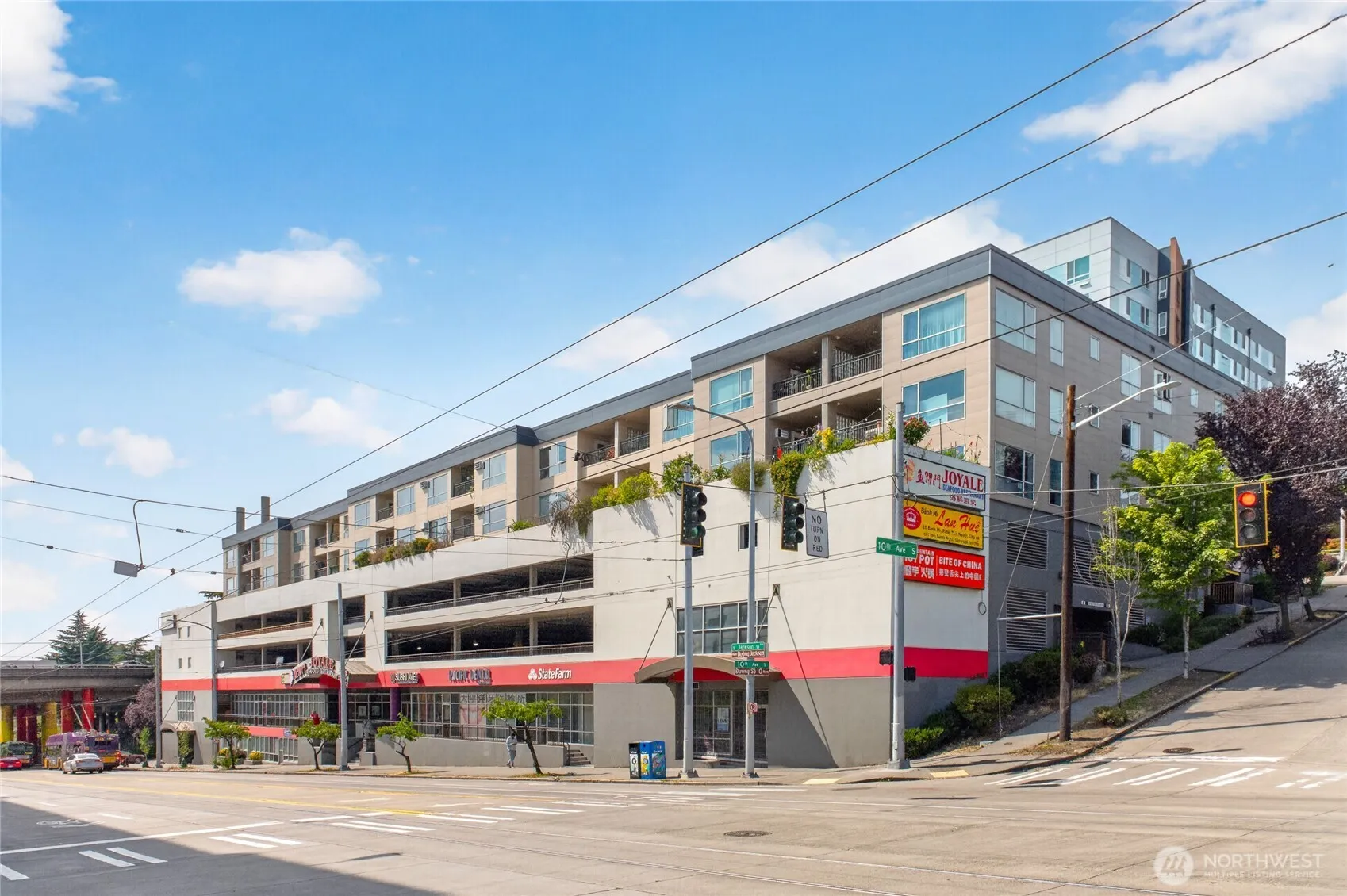 Property photo for 321 10th Avenue S, Seattle