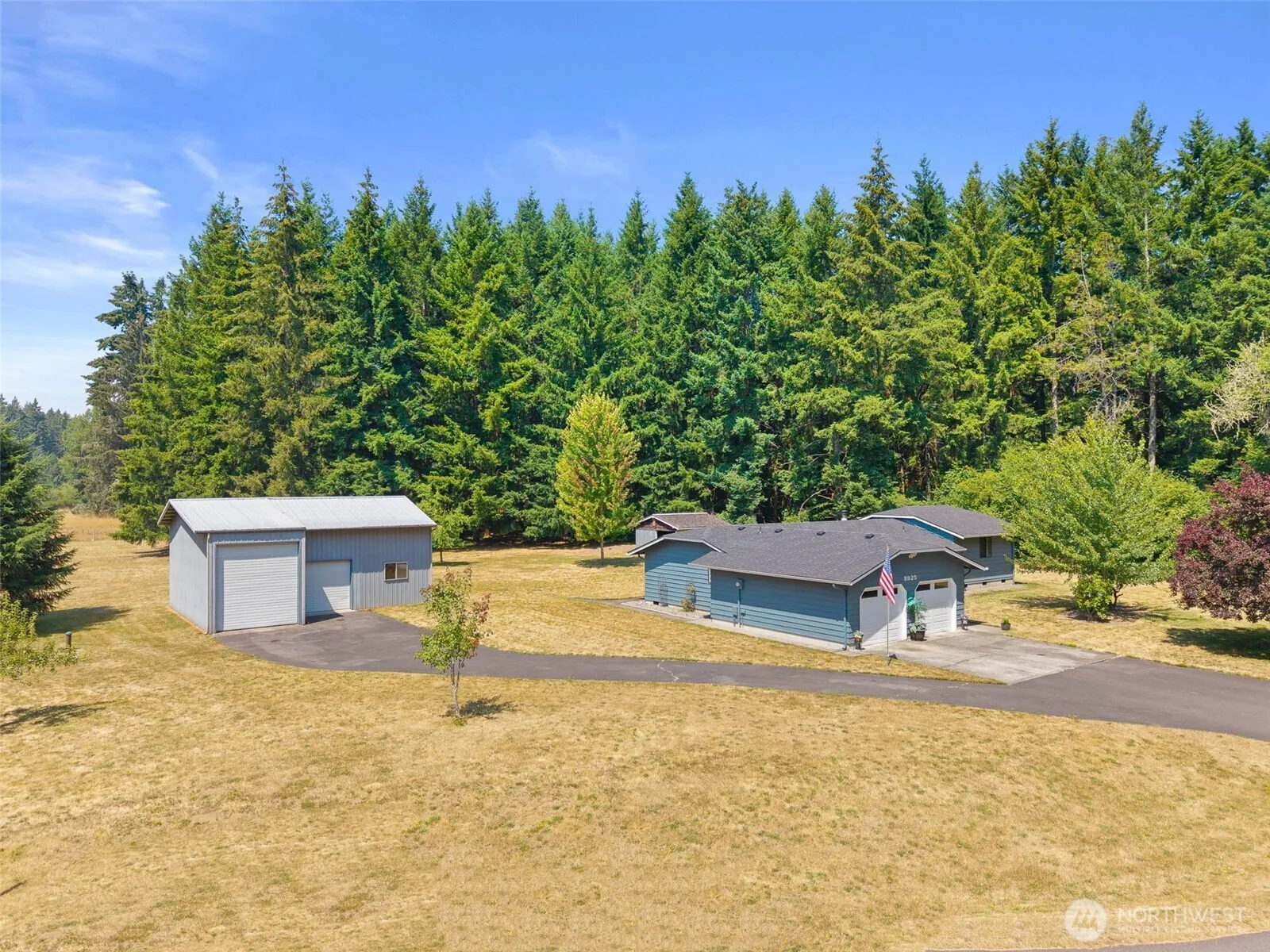 Property photo for 9825 Walter Court Sw, Olympia