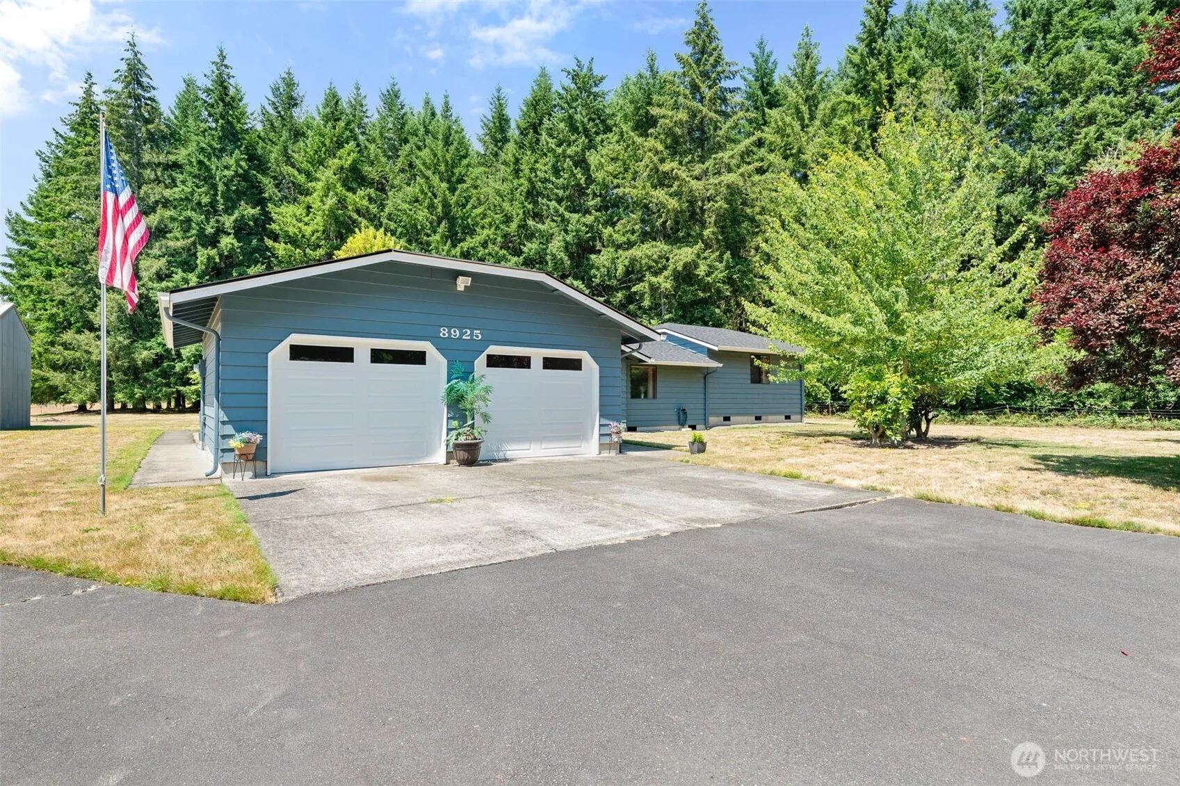 Property photo for 9825 Walter Court Sw, Olympia photo 2
