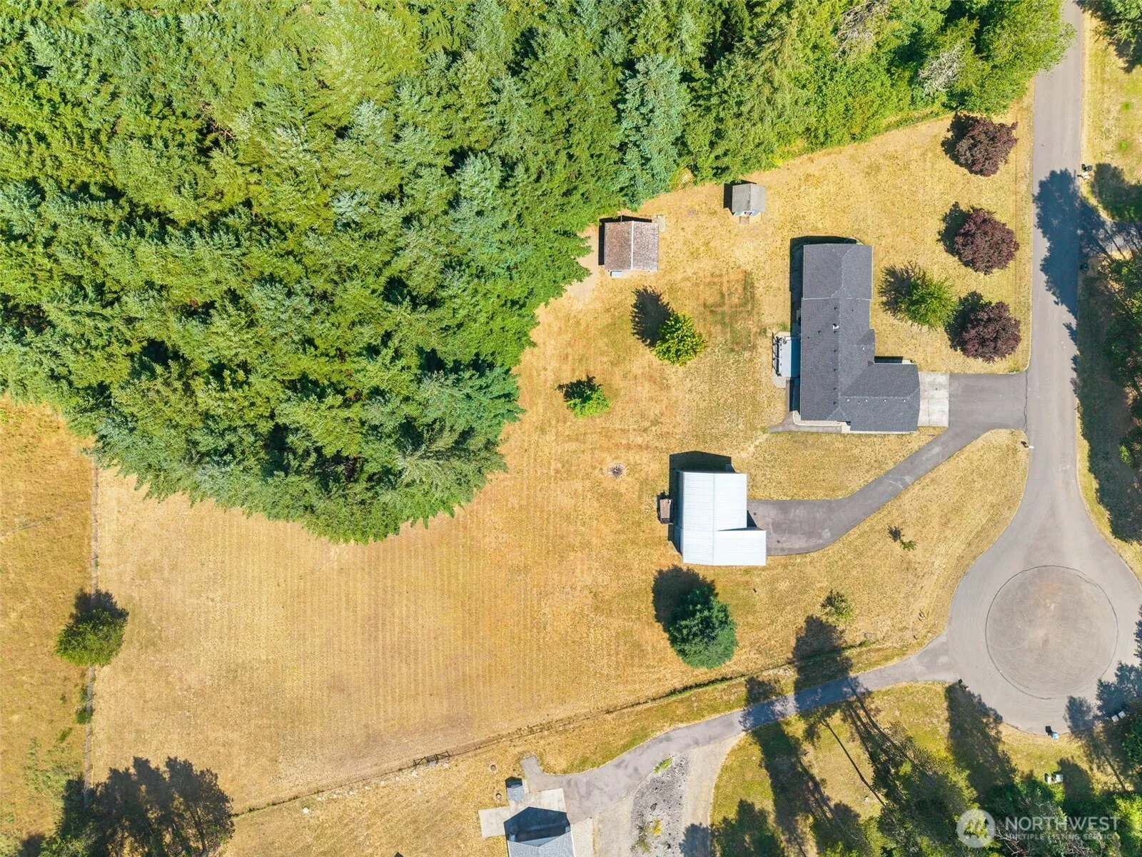 Property photo for 9825 Walter Court Sw, Olympia photo 5