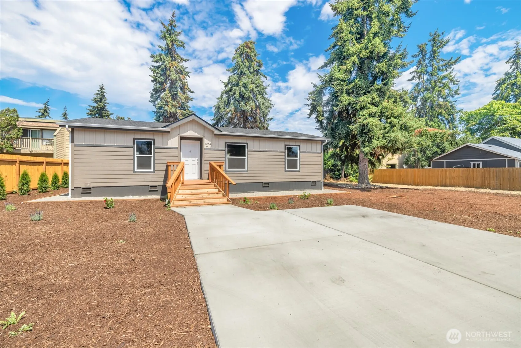 Property photo for 524 W Prairie Street, Sequim