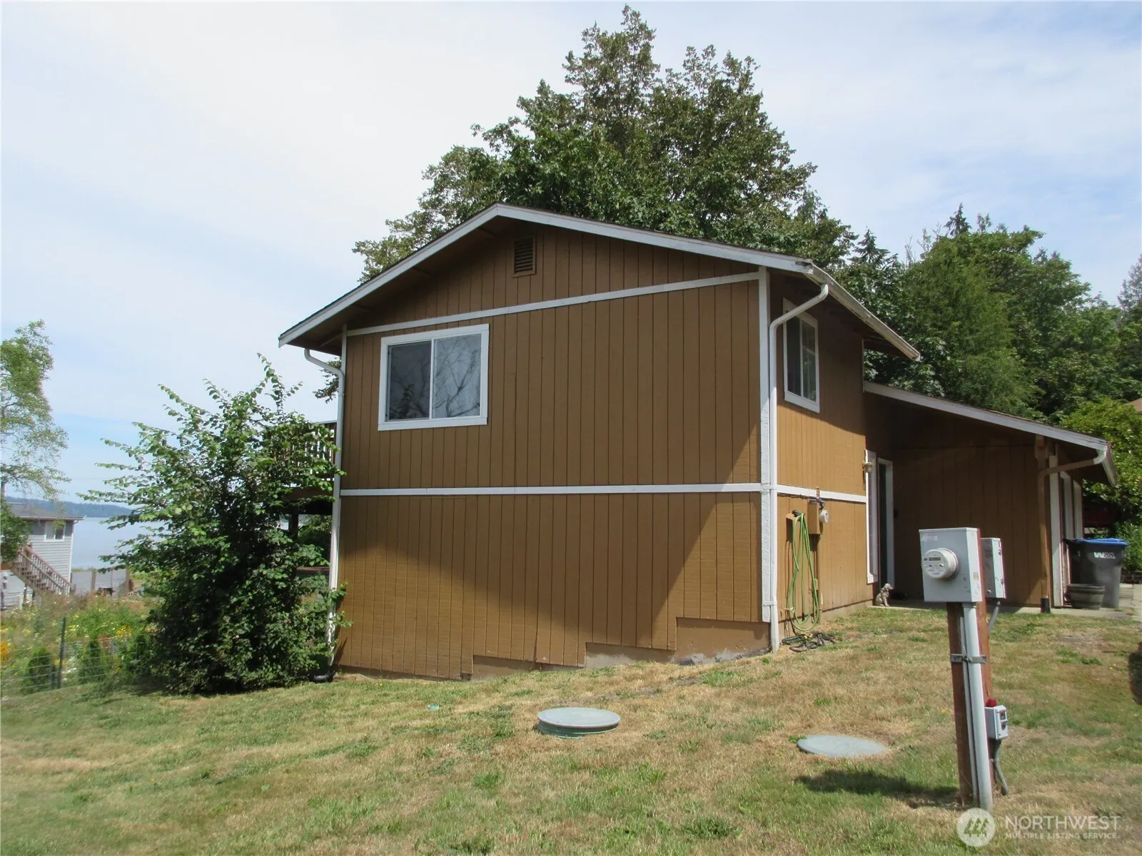 Property photo for 4617 Beach Drive E, Port Orchard photo 3