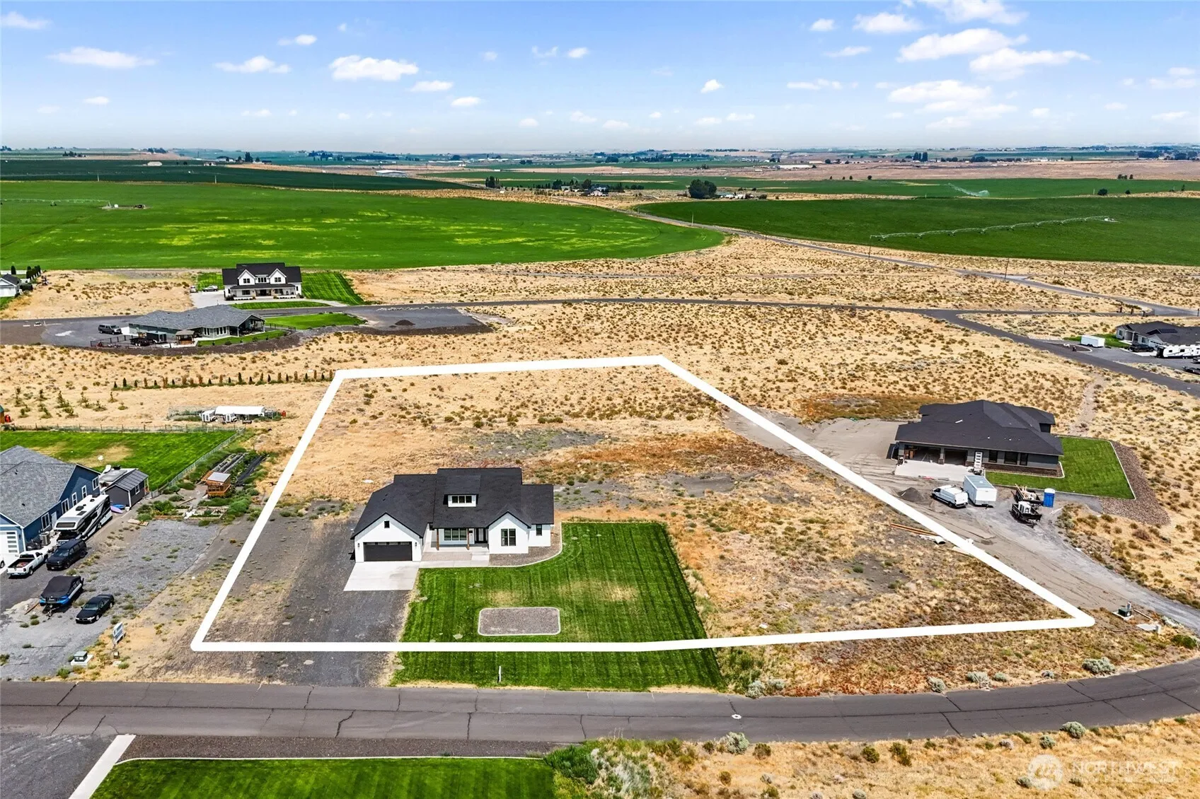 Property photo for 215 Se Baseline .5 Rd, Moses Lake photo 4