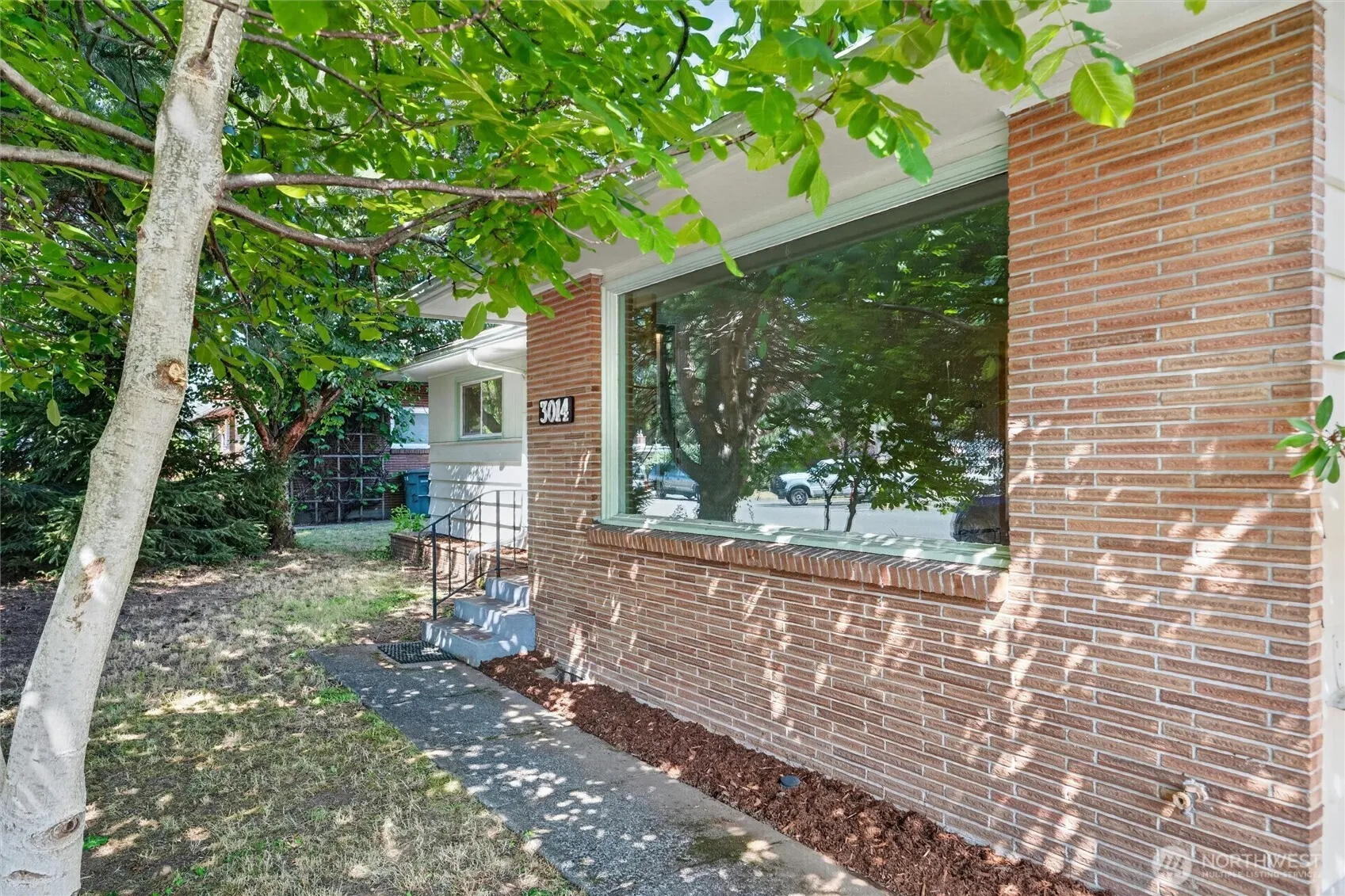 Property photo for 3014 Lynn Street, Bellingham photo 2