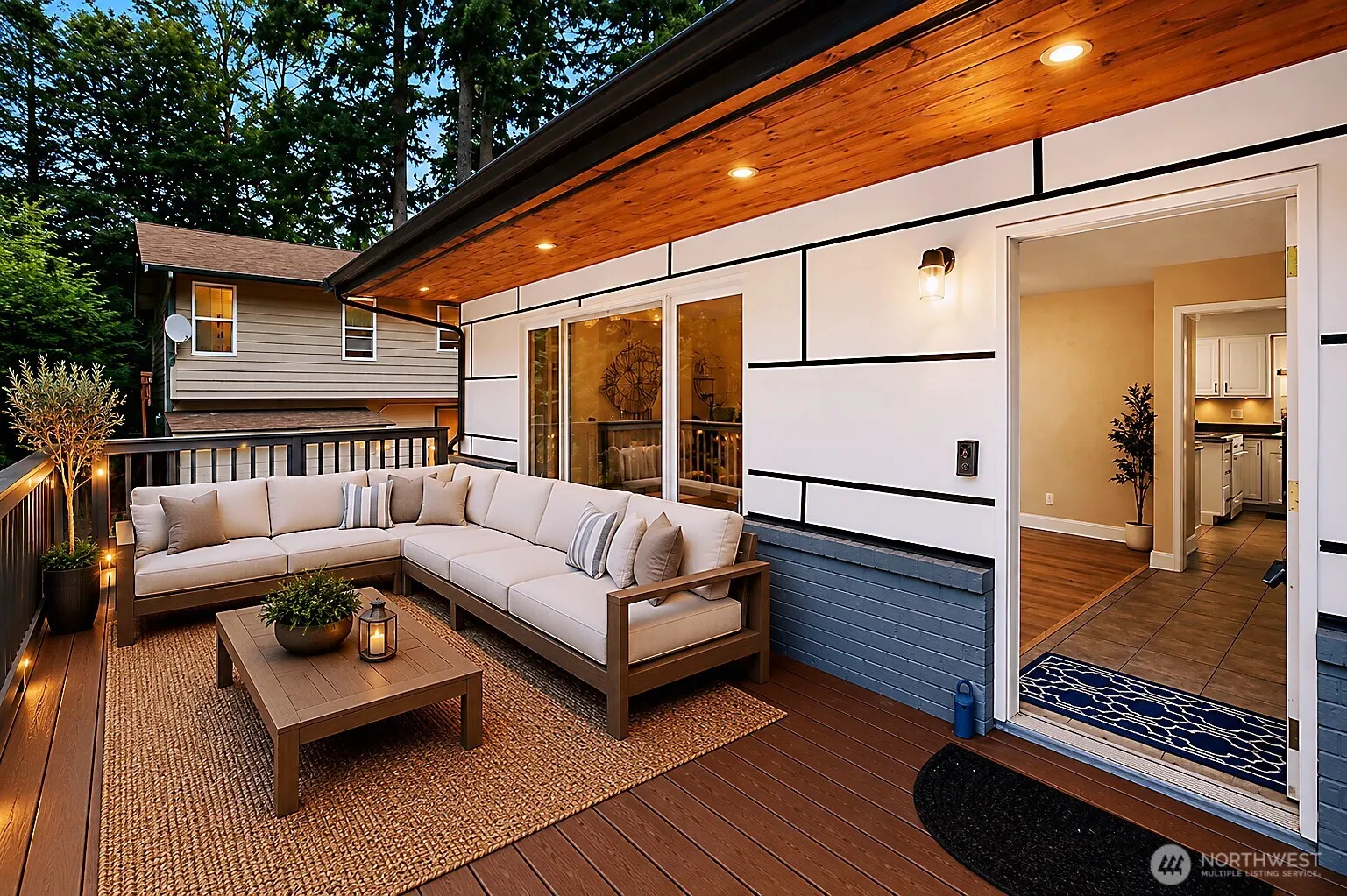 Property photo for 37110 5th Ave Sw, Federal Way