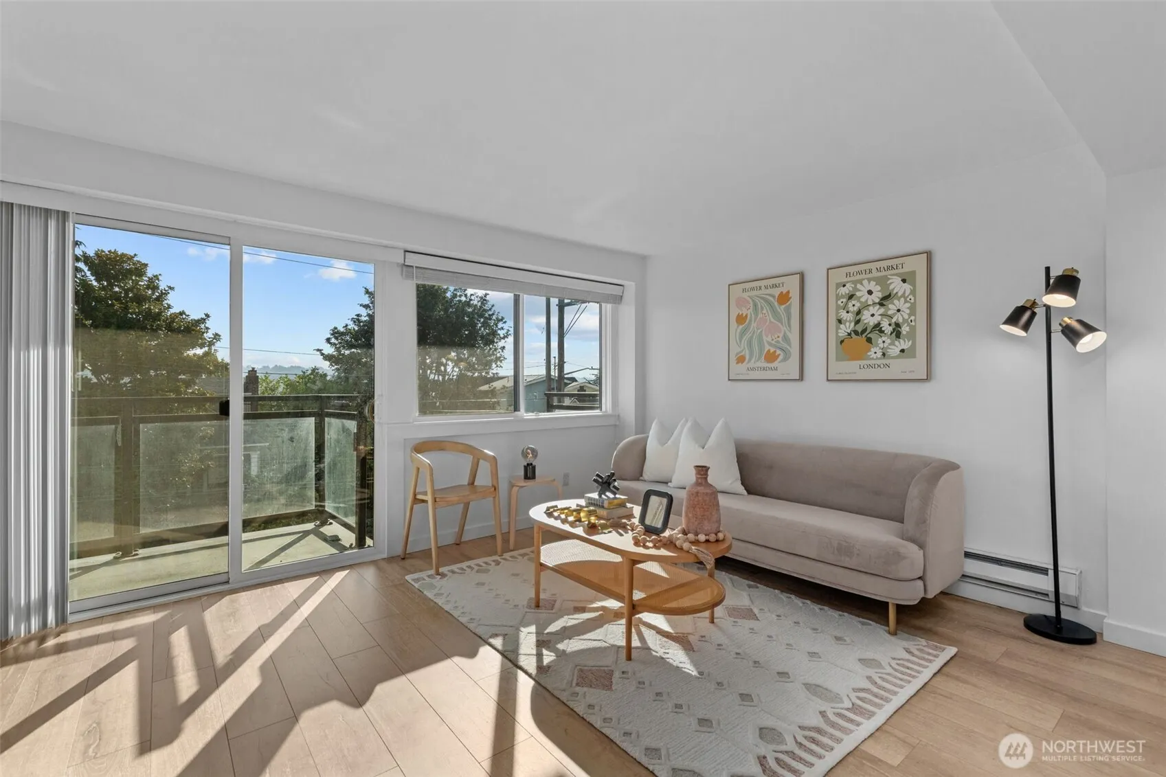 Property photo for 1601 Taylor Avenue N #303, Seattle photo 3