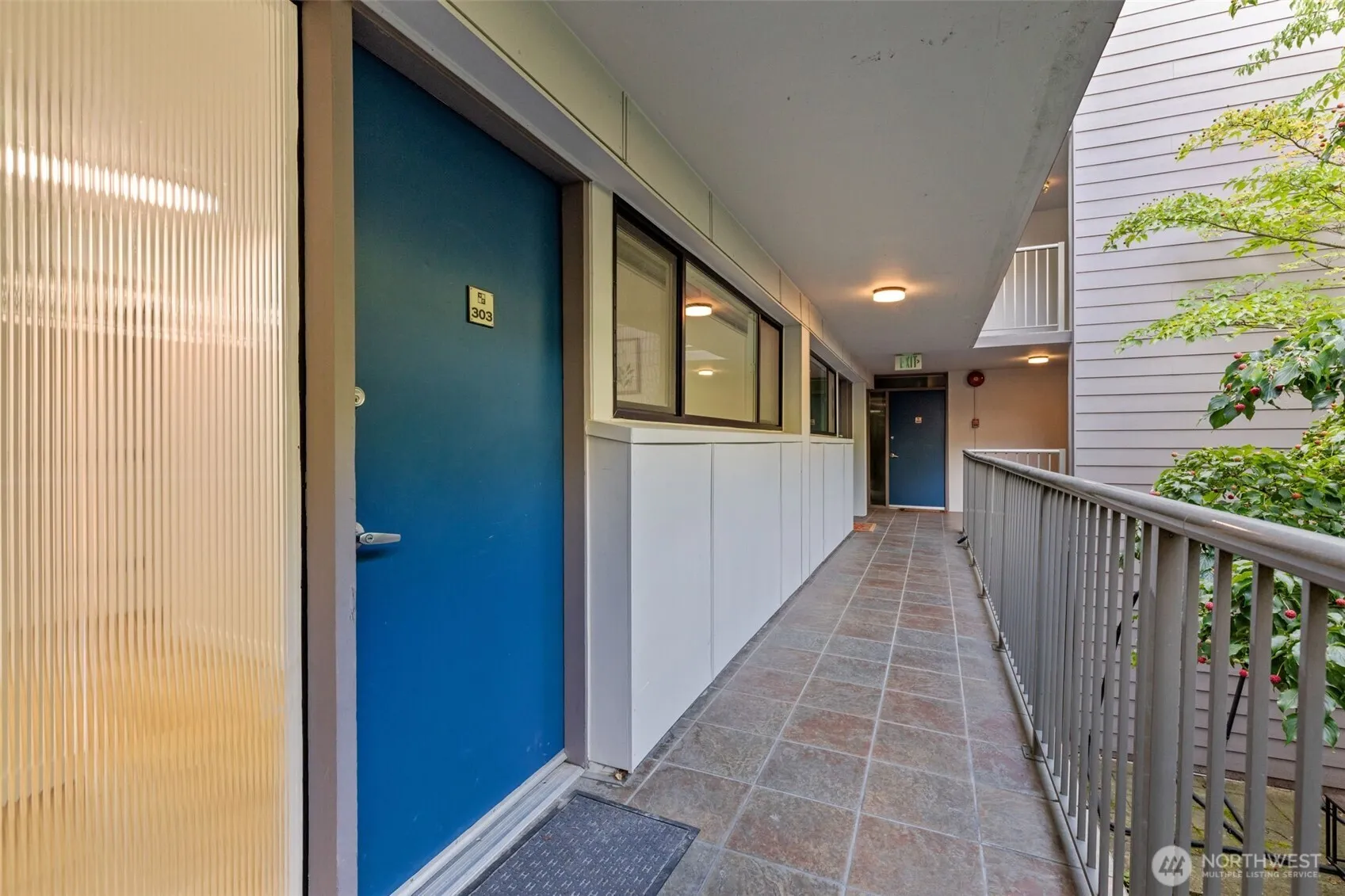 Property photo for 1601 Taylor Avenue N #303, Seattle photo 2