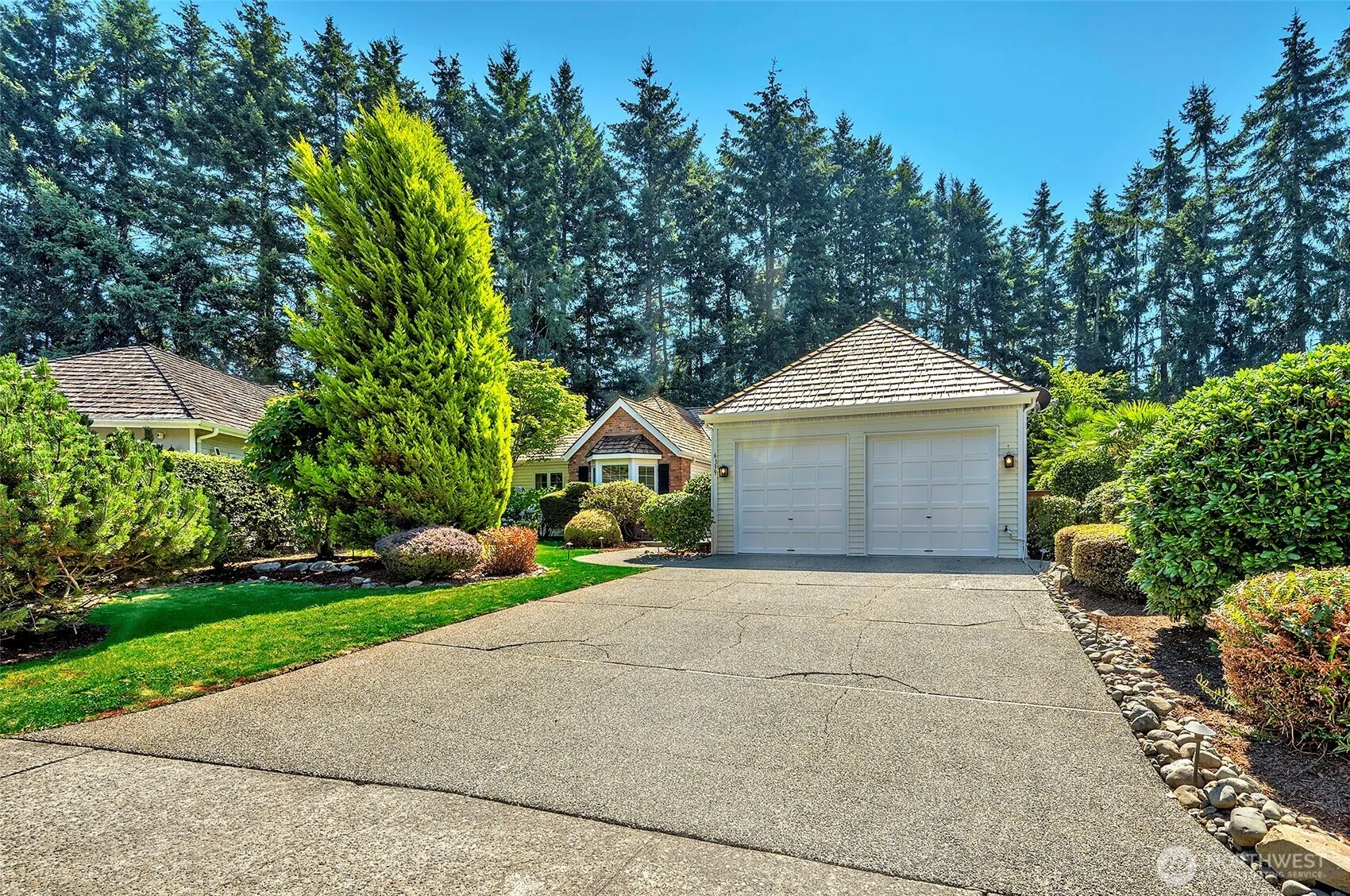 Property photo for 6139 147th Place Ne, Redmond photo 2