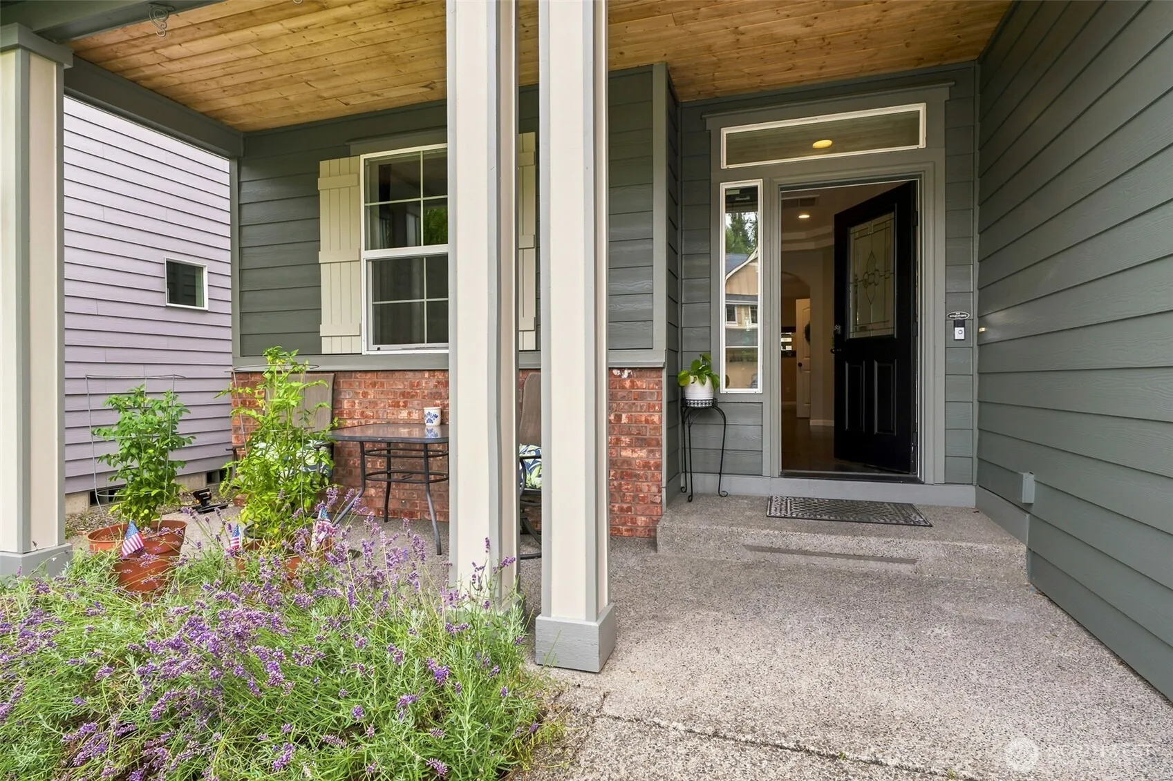 Property photo for 14117 Parkview Drive E, Bonney Lake photo 2
