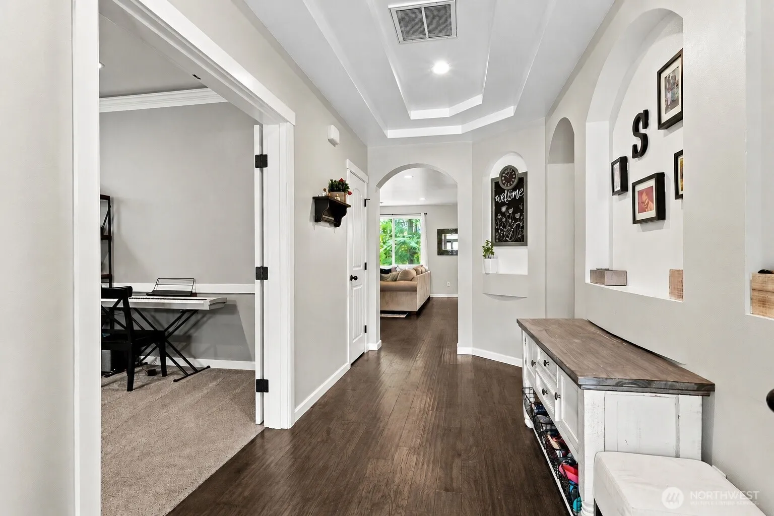 Property photo for 14117 Parkview Drive E, Bonney Lake photo 3