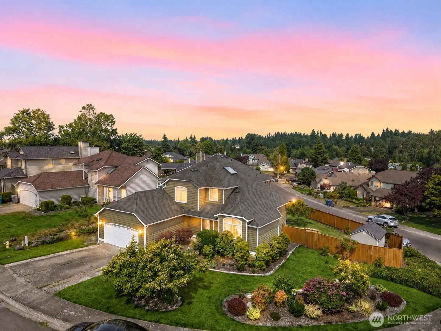Property photo for 32708 19th Place Sw, Federal Way
