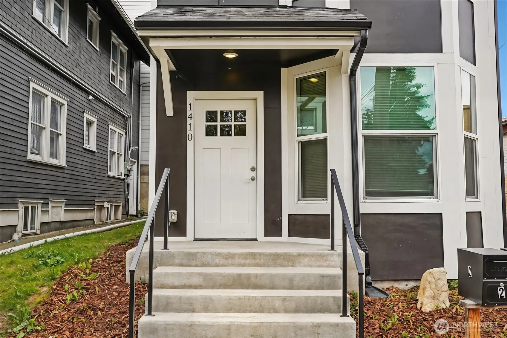 Property photo for 1410 6th Avenue, Tacoma photo 2