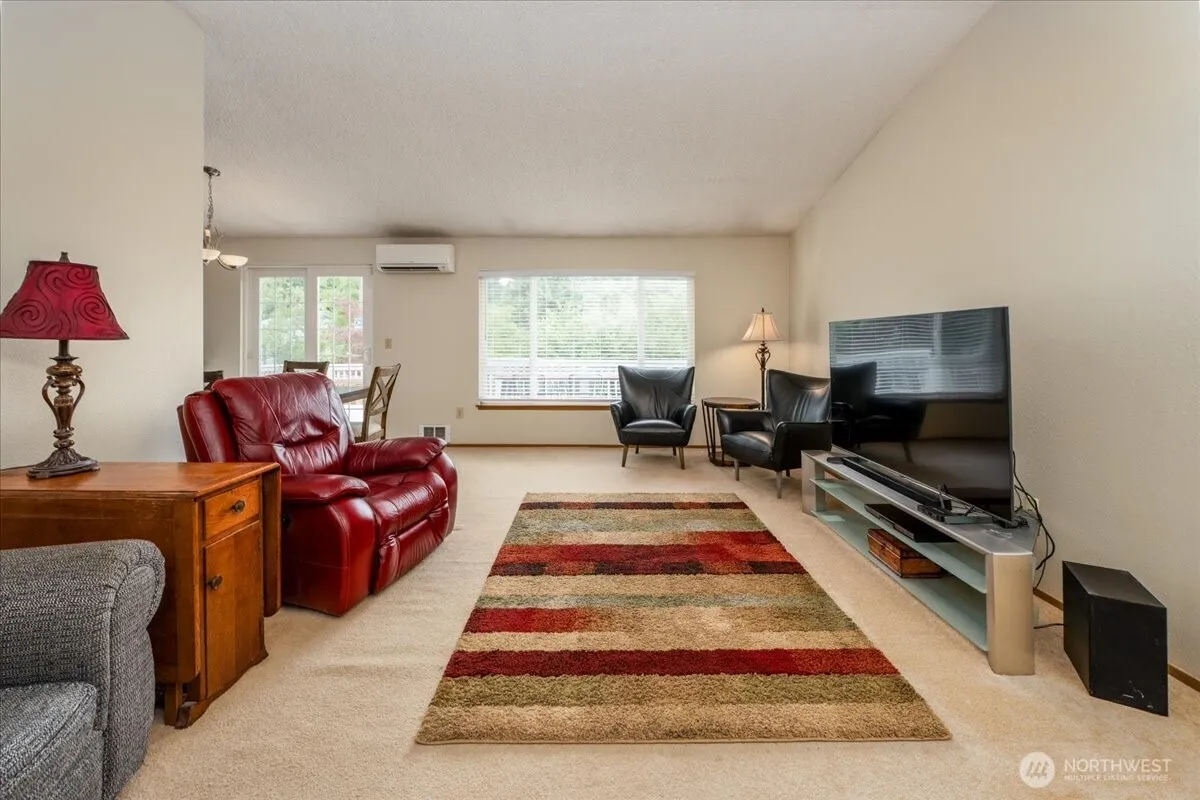 Property photo for 5027 126th Street Se, Everett photo 4