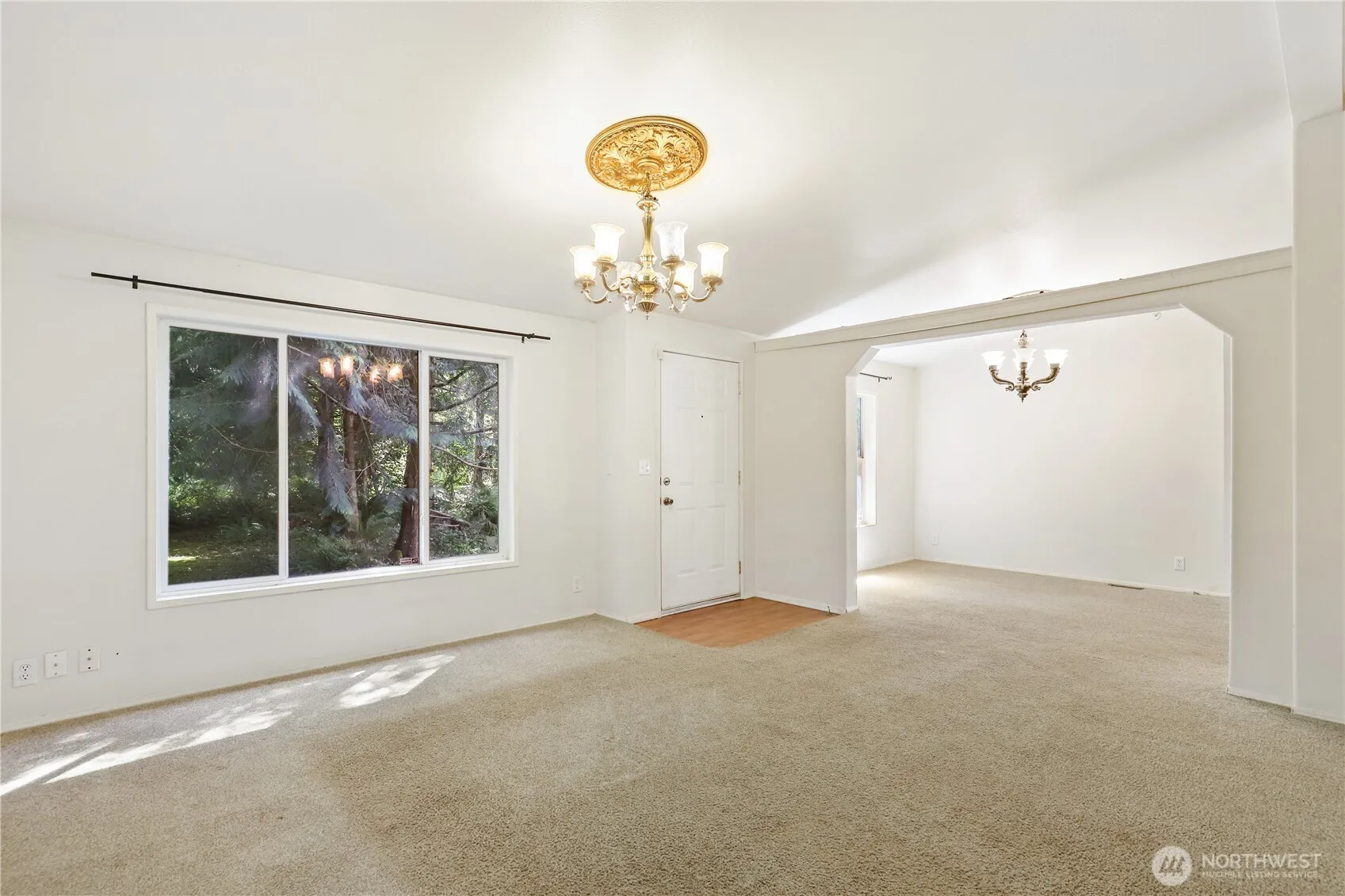 Property photo for 20224 Se 229th Street, Maple Valley photo 4