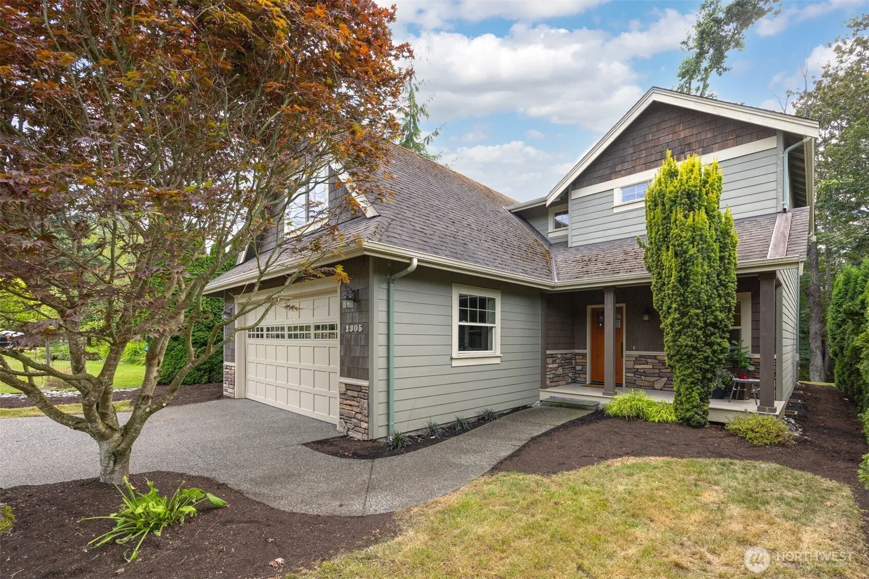 Property photo for 1305 Raymond Street, Bellingham photo 2