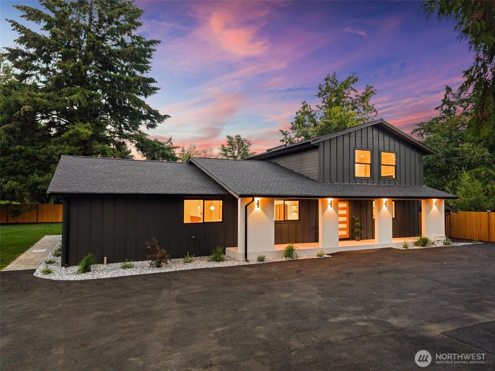 Property photo for 840 Sw 134th Street, Burien photo 3