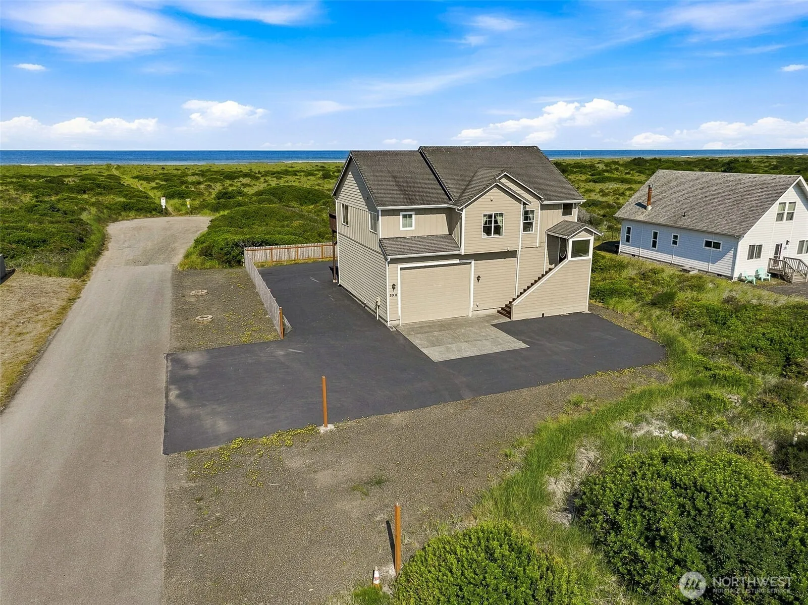 Property photo for 598 Marine View Drive Sw, Ocean Shores